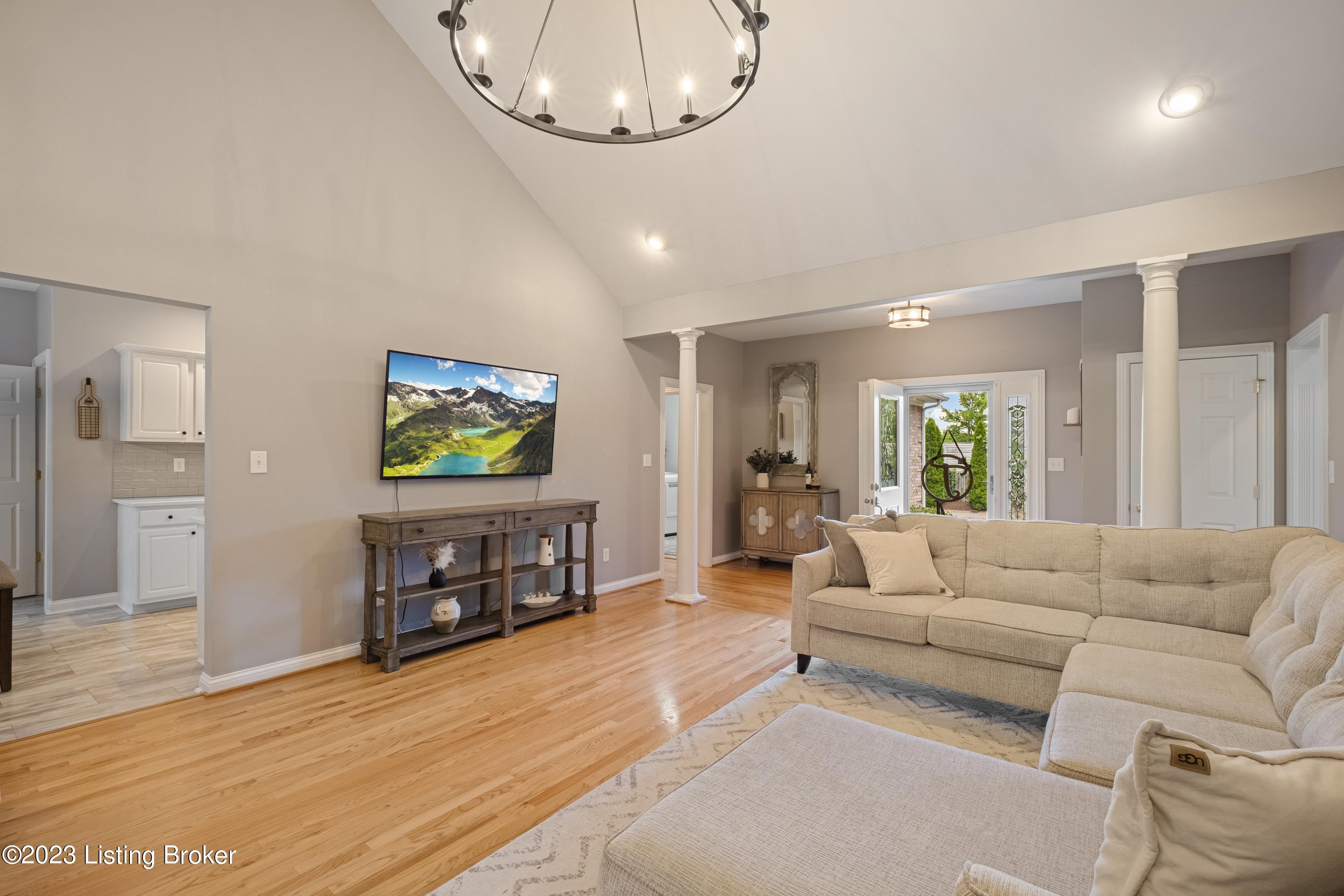 3114 S Winchester Acres Rd