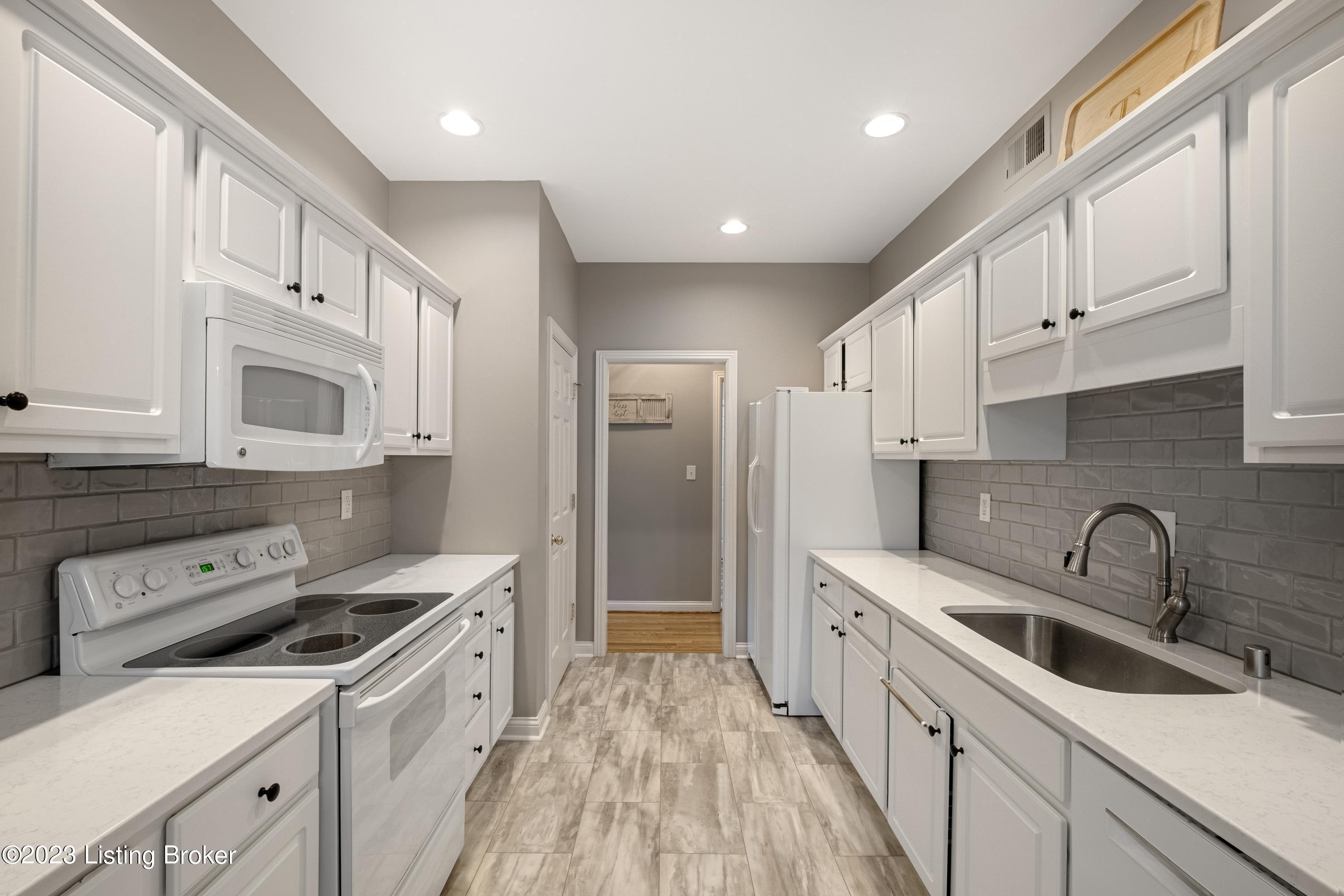 3114 S Winchester Acres Rd