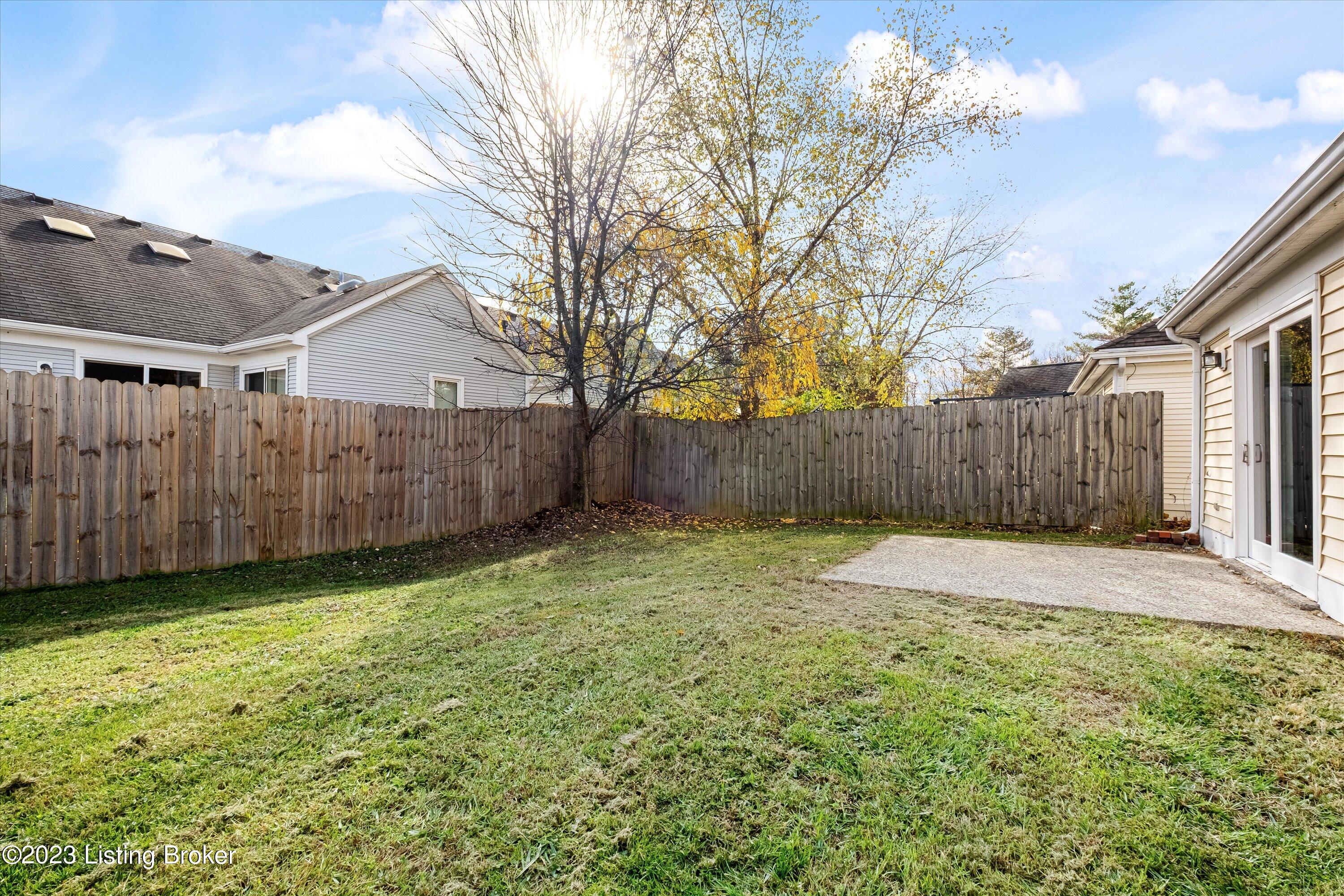 10406 Bay Pointe Cir