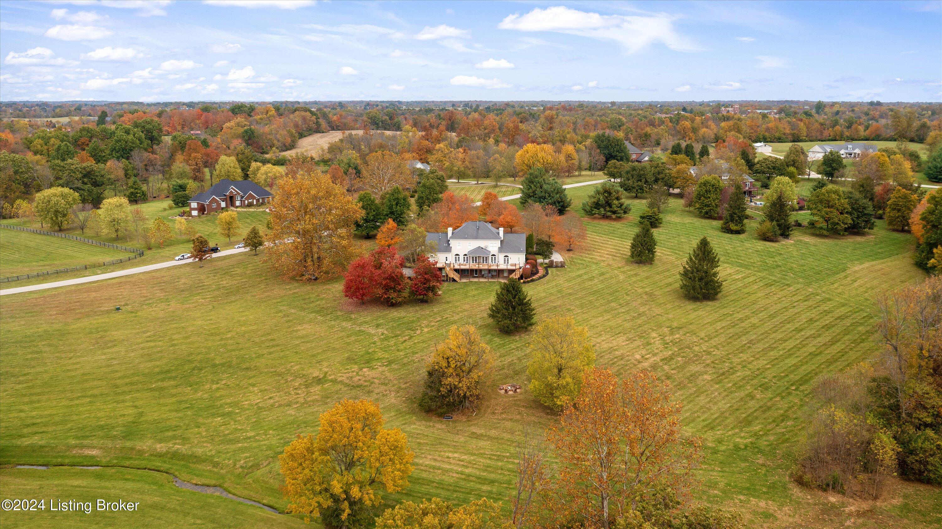 1027 Majestic Oaks Way