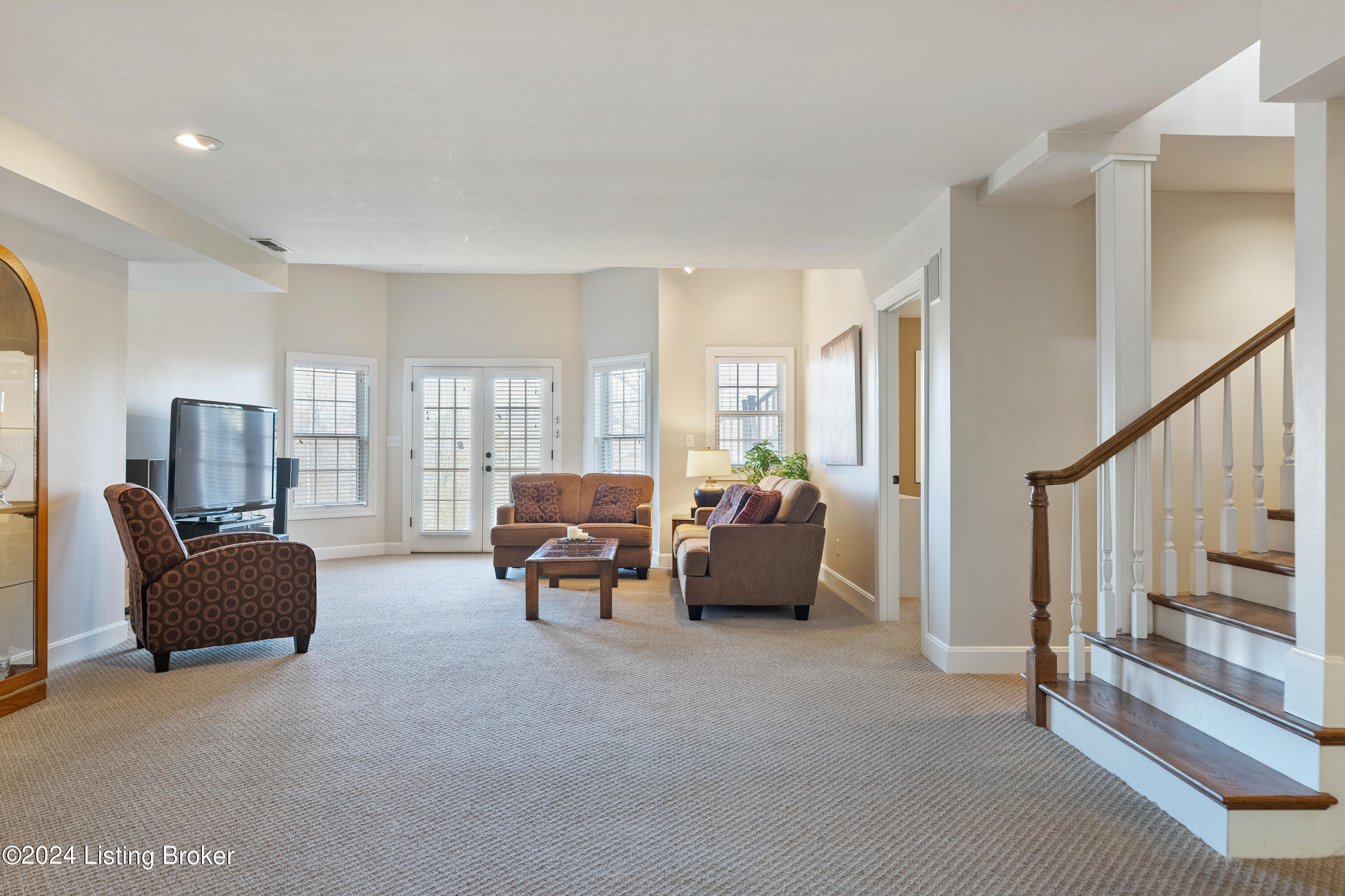14305 Willow Grove Cir