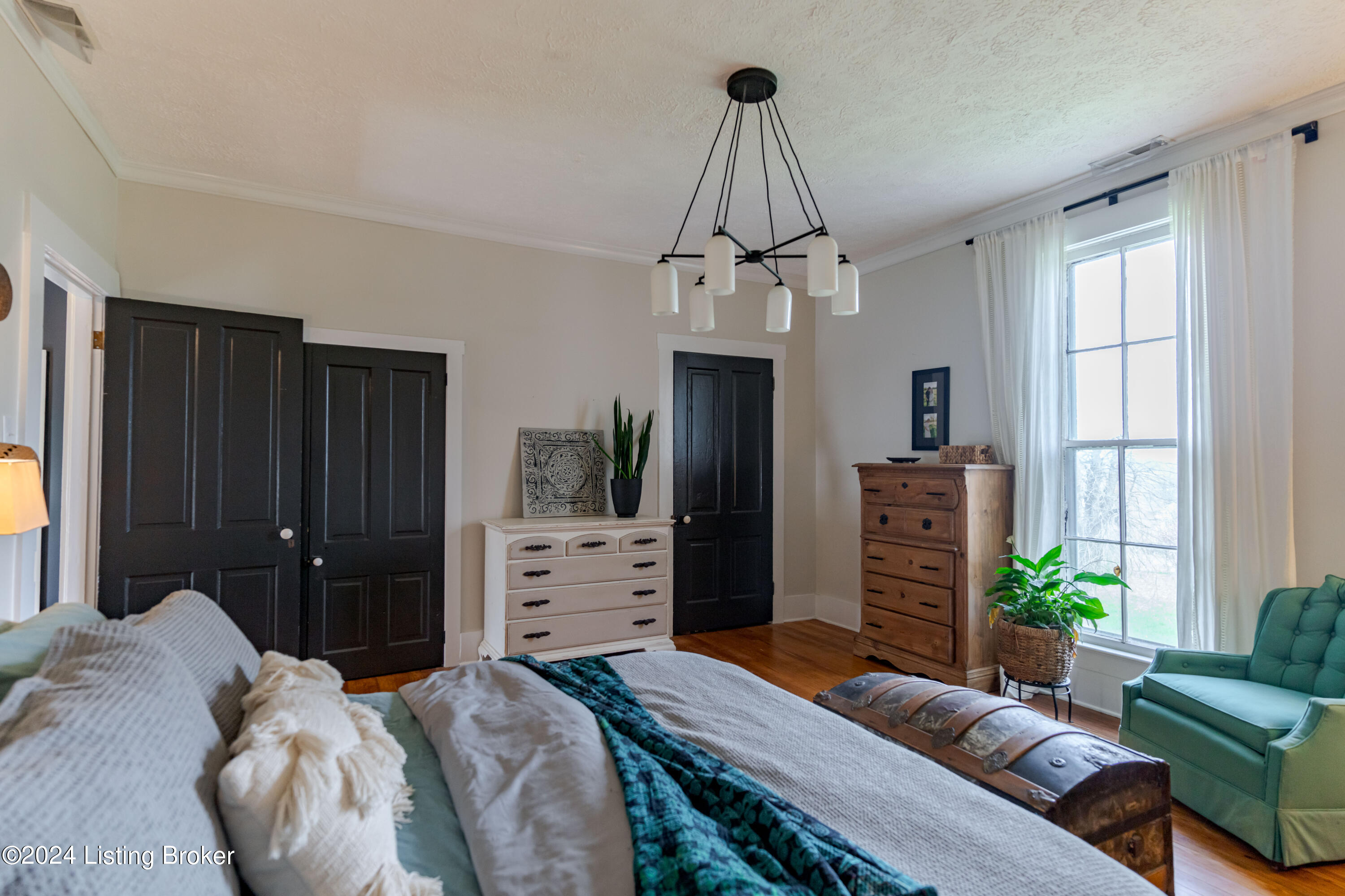 5786 Taylorsville Rd