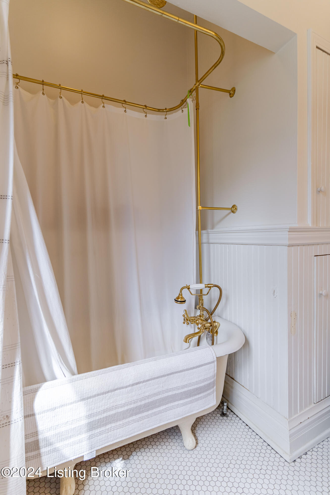 5786 Taylorsville Rd