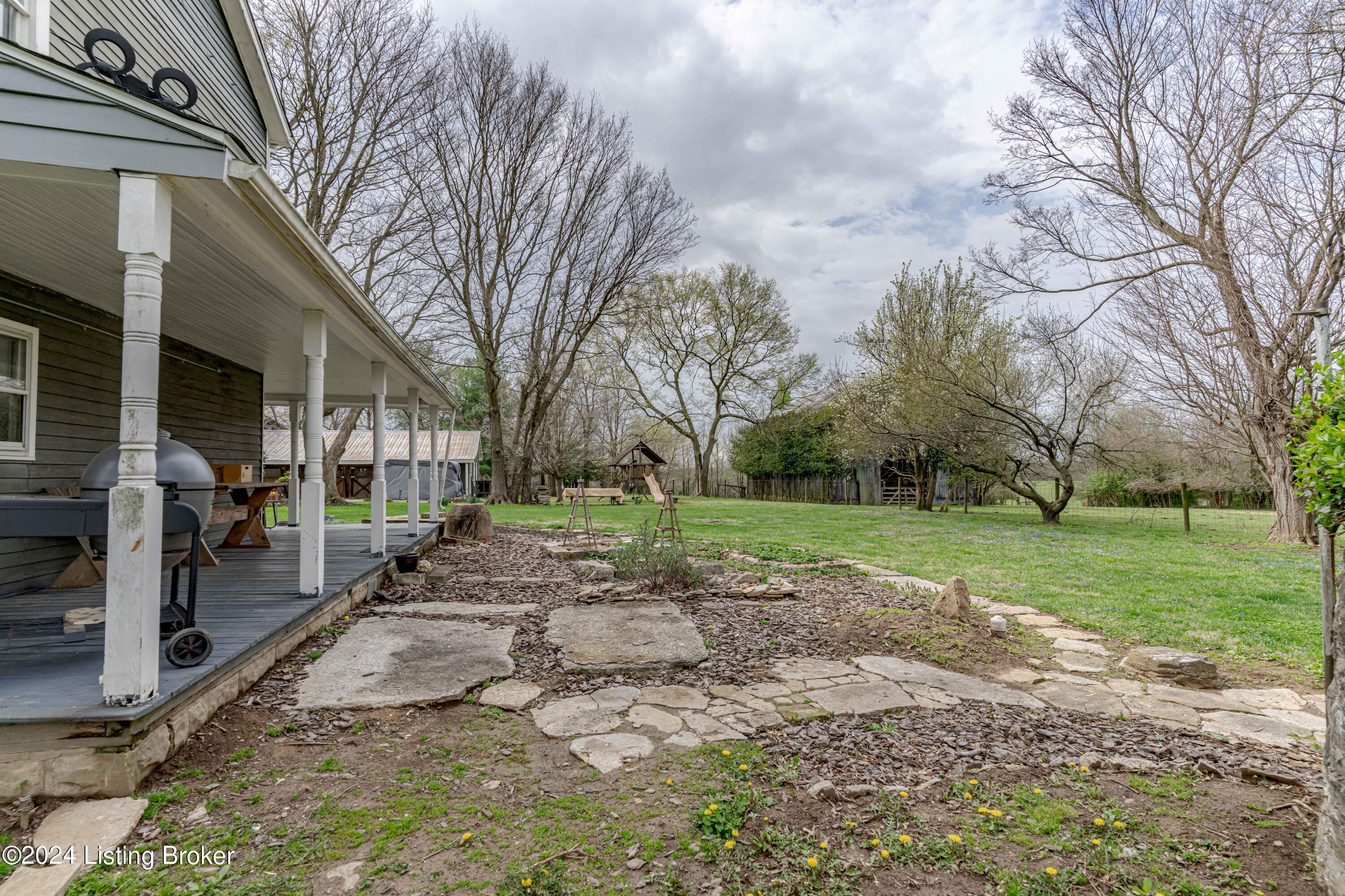 5786 Taylorsville Rd