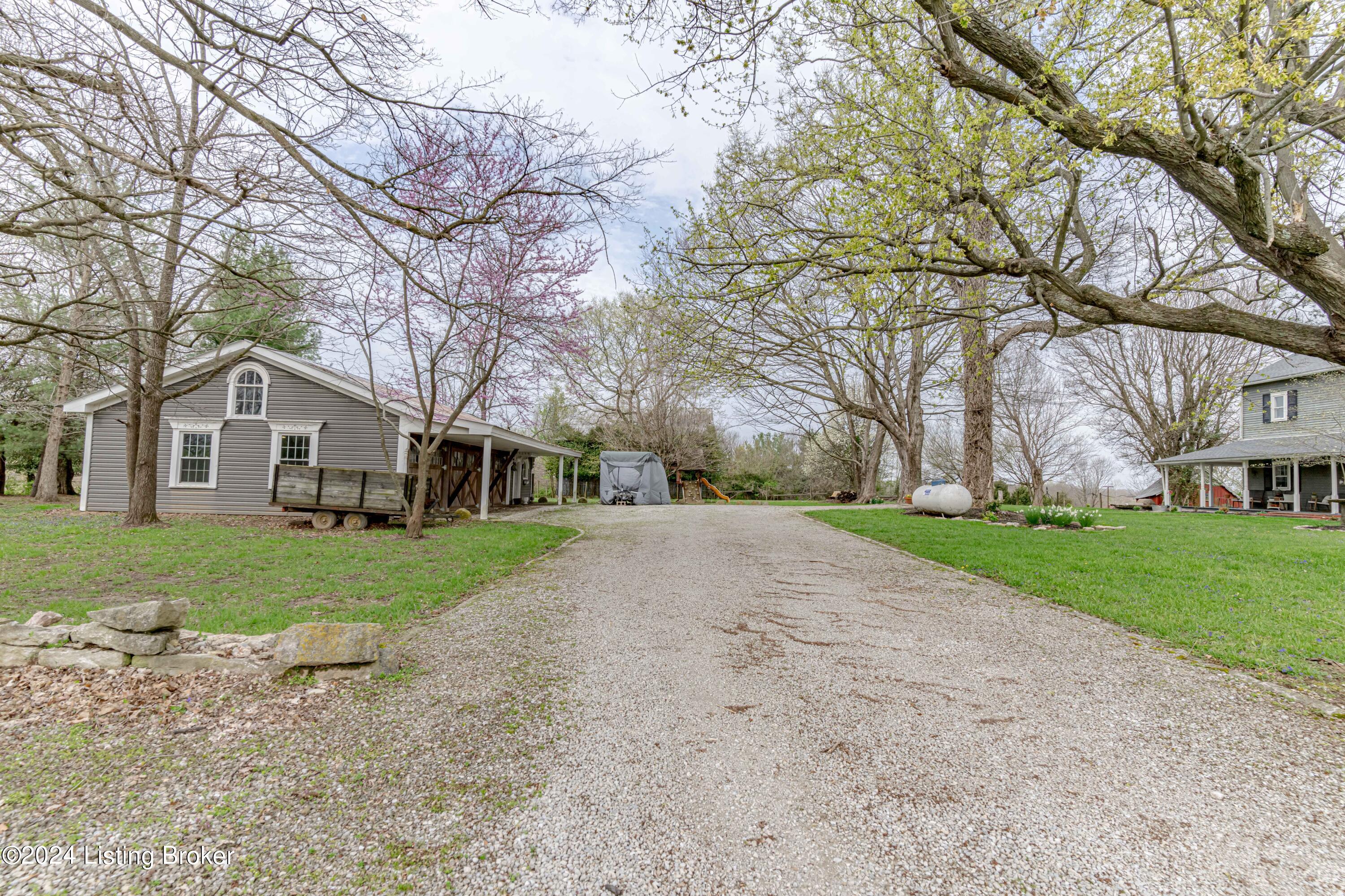 5786 Taylorsville Rd