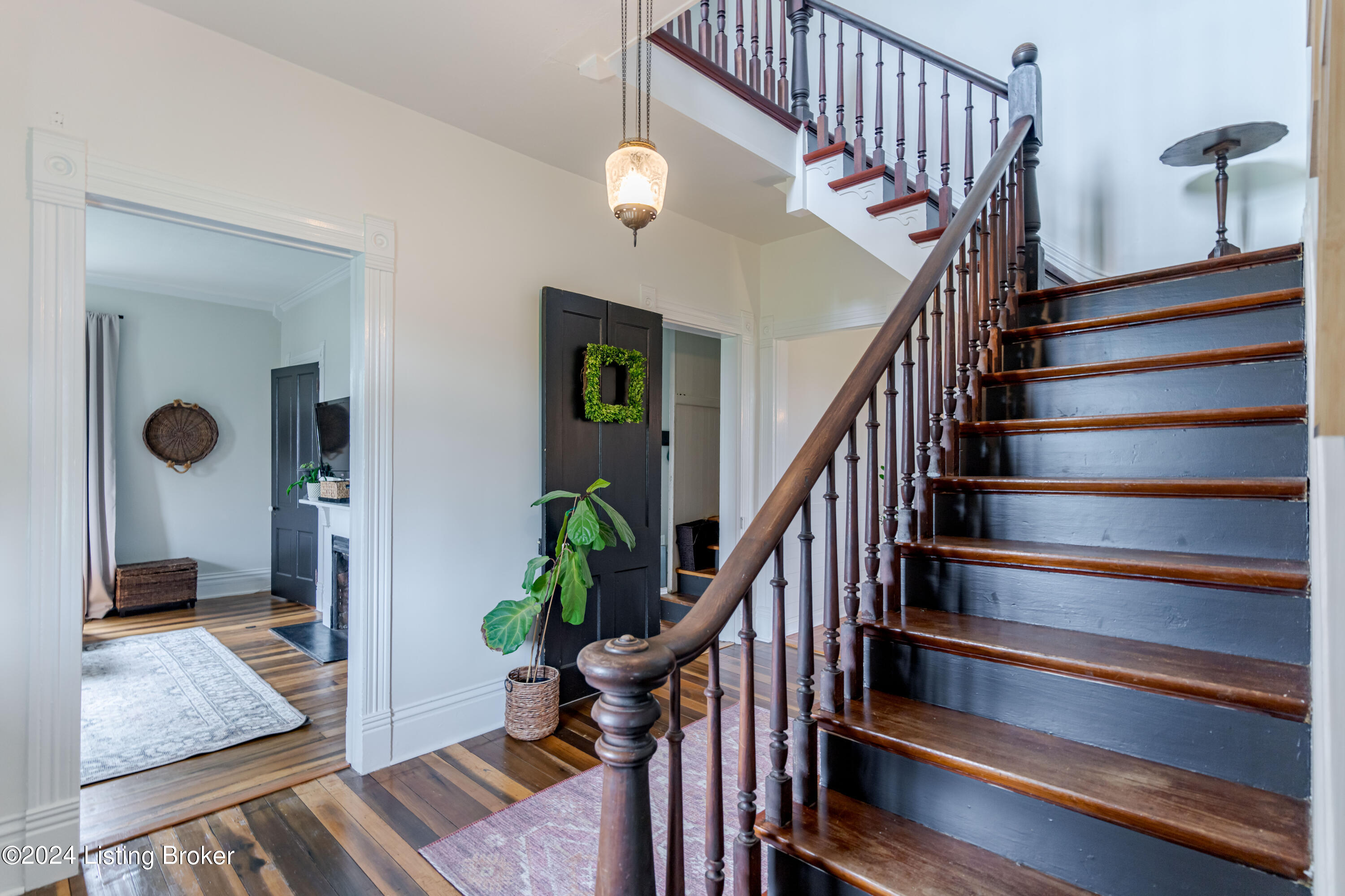 5786 Taylorsville Rd