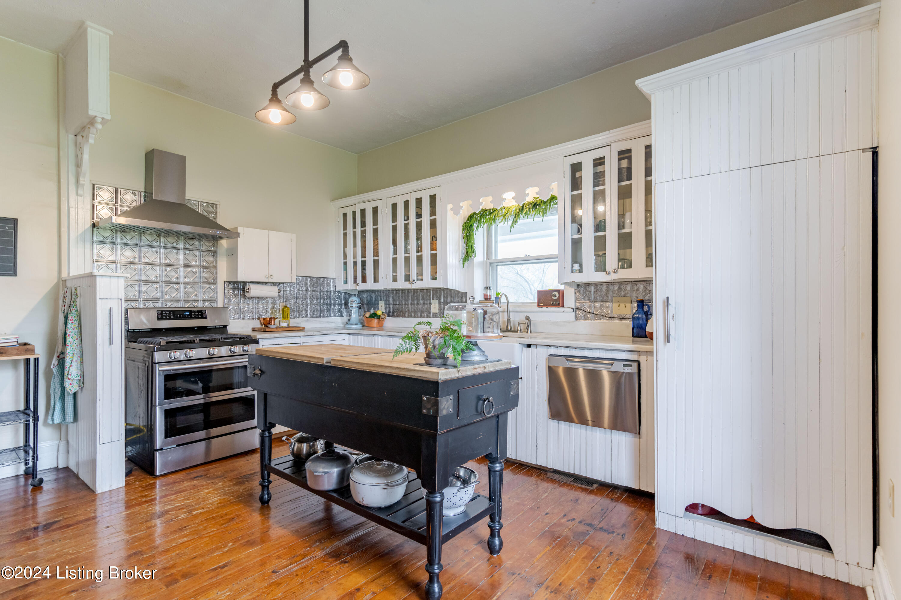 5786 Taylorsville Rd