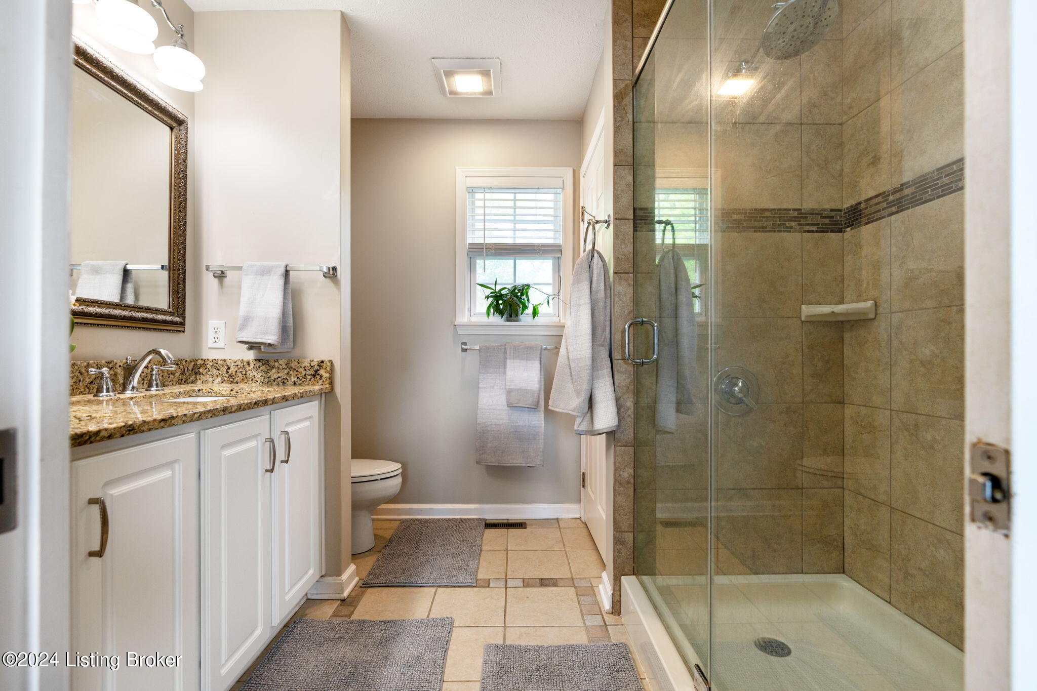 1006 Station Pointe Ln