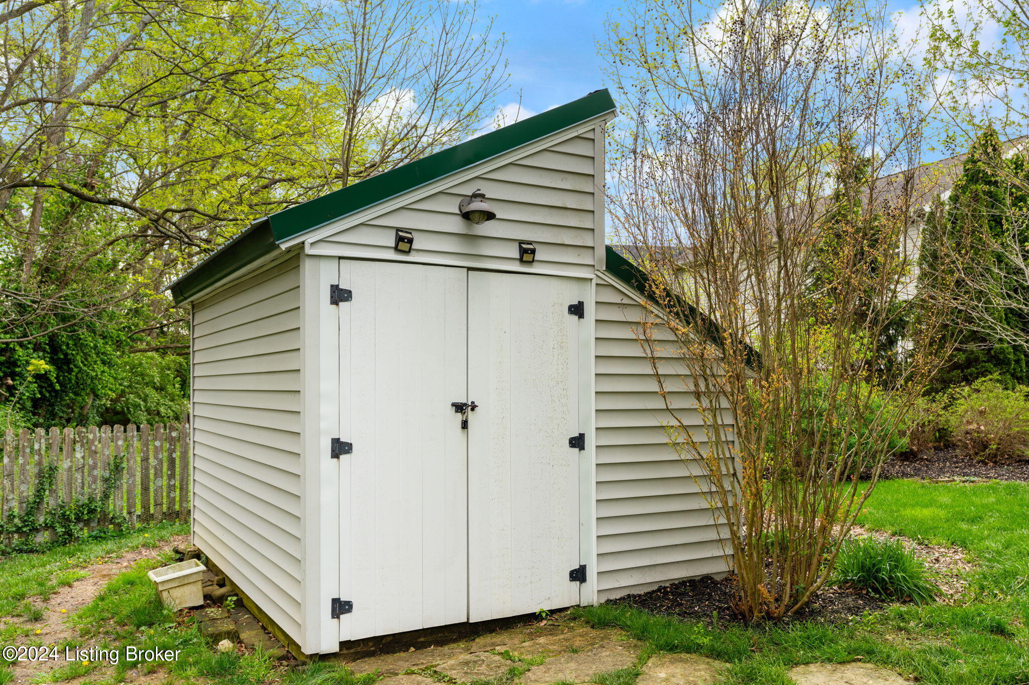 1006 Station Pointe Ln