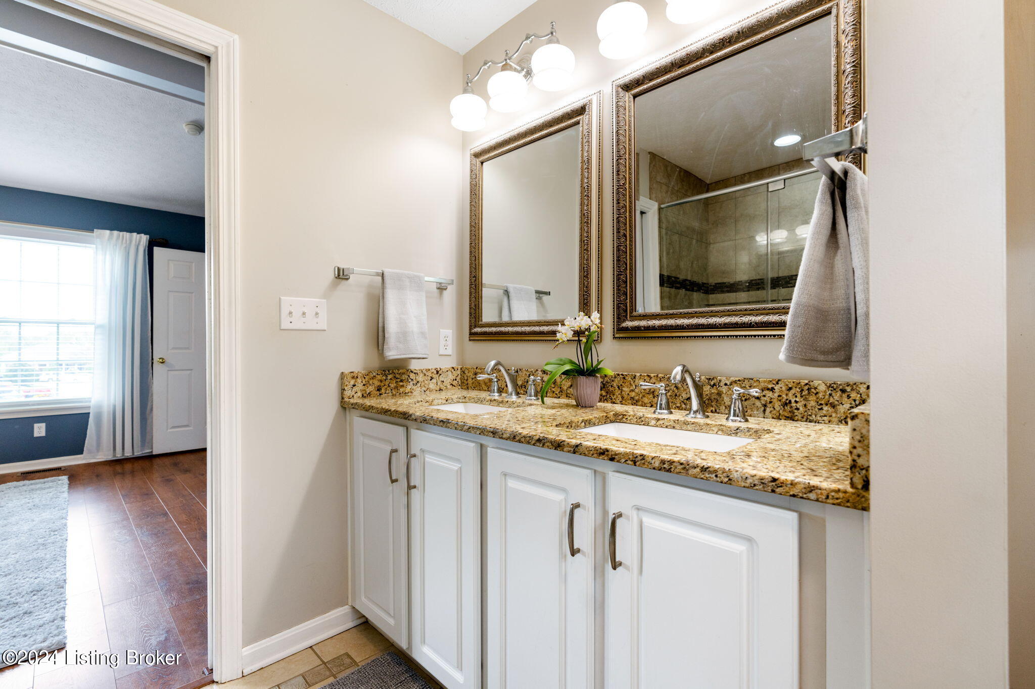 1006 Station Pointe Ln