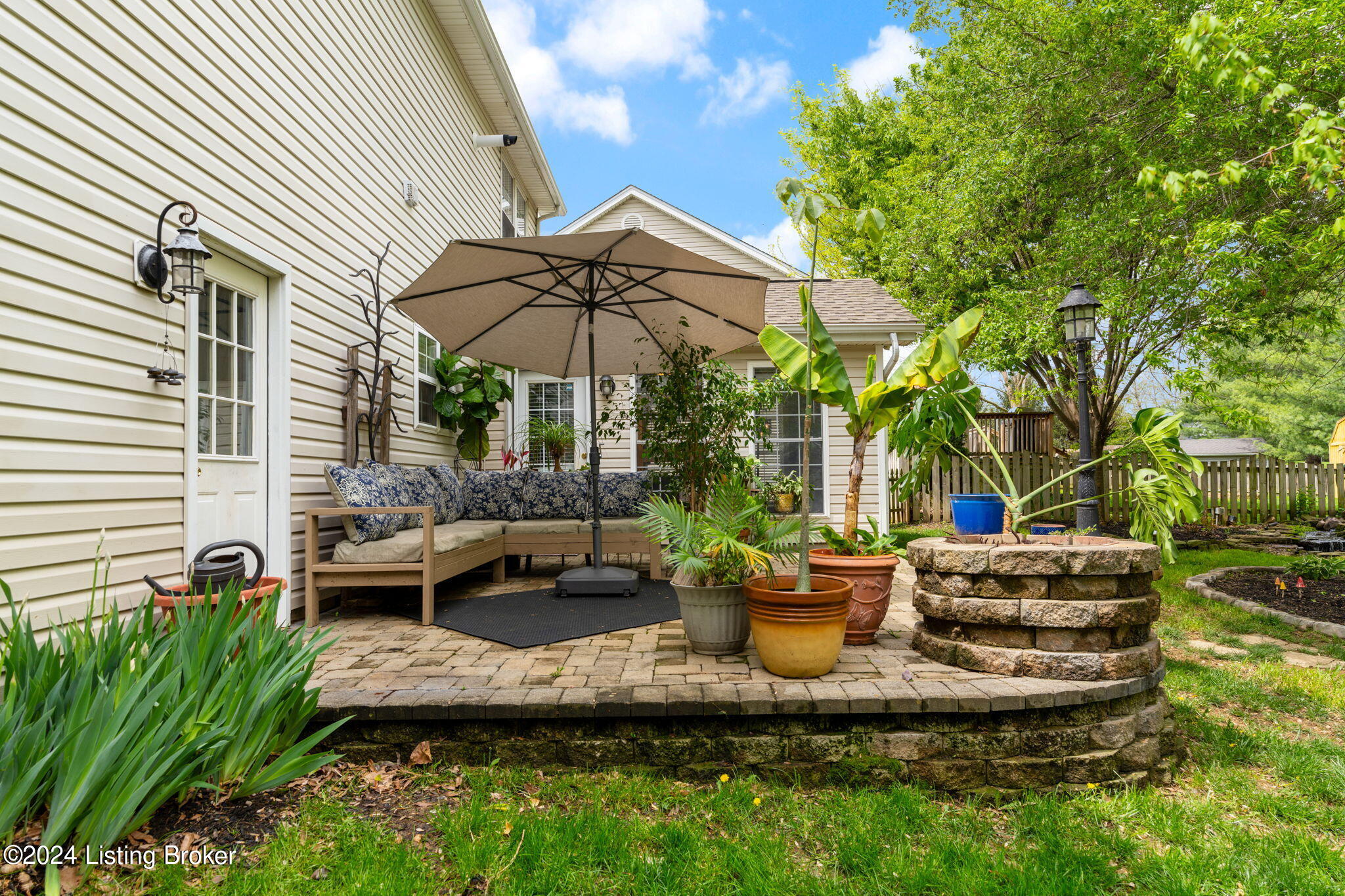 1006 Station Pointe Ln