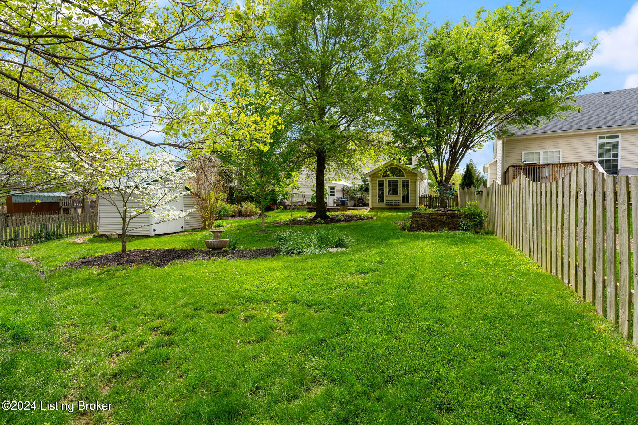 1006 Station Pointe Ln