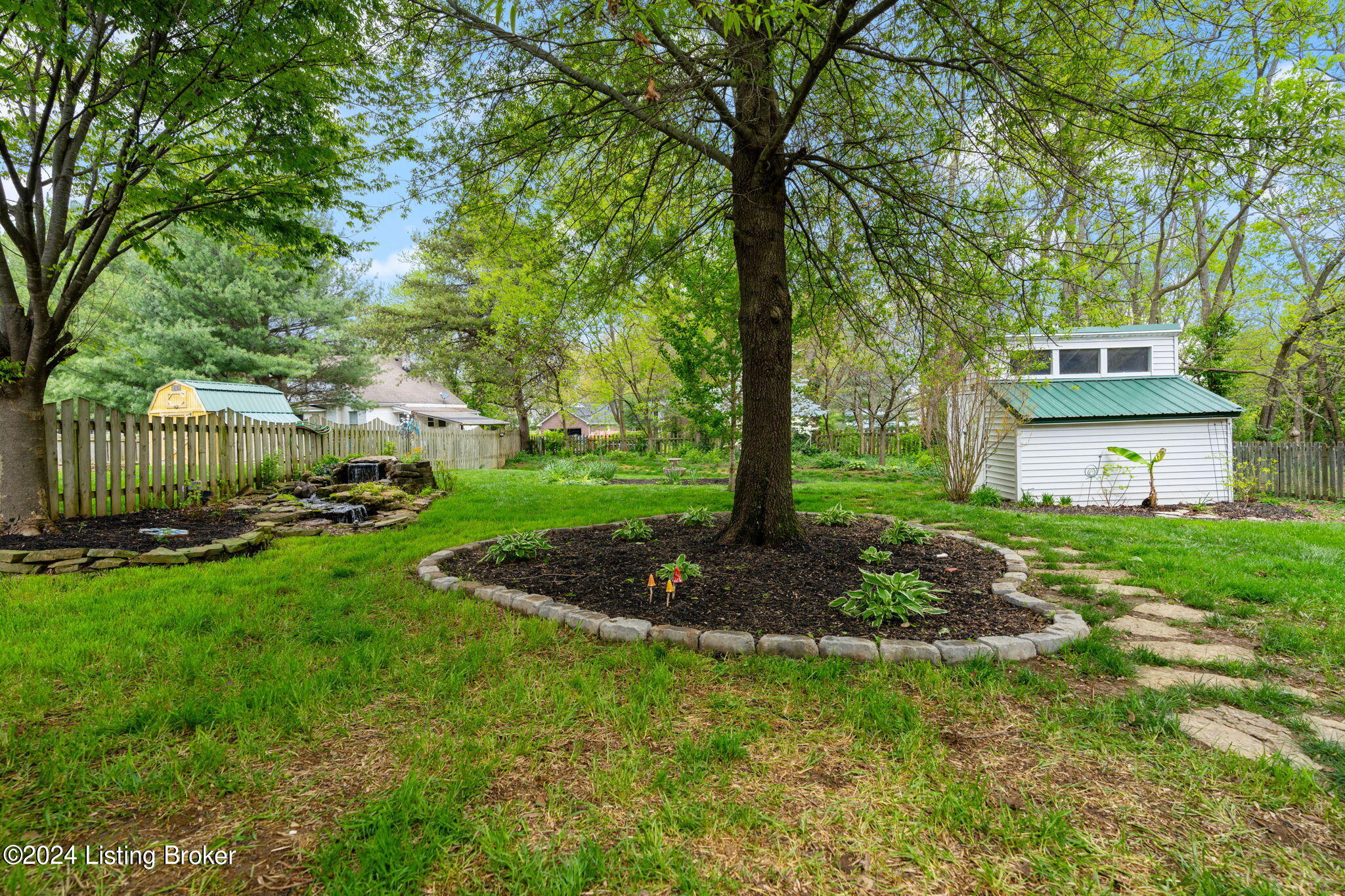 1006 Station Pointe Ln