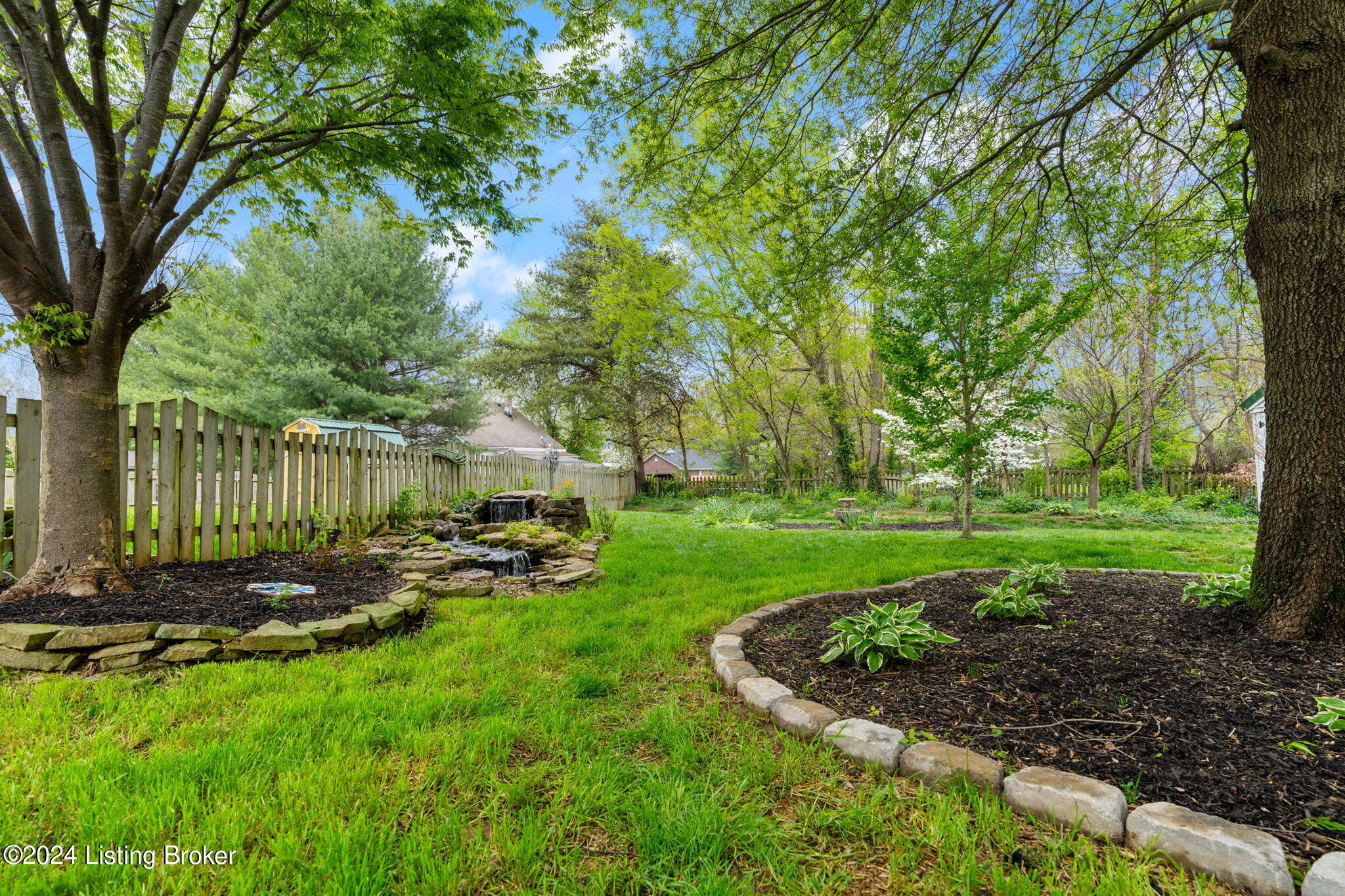 1006 Station Pointe Ln