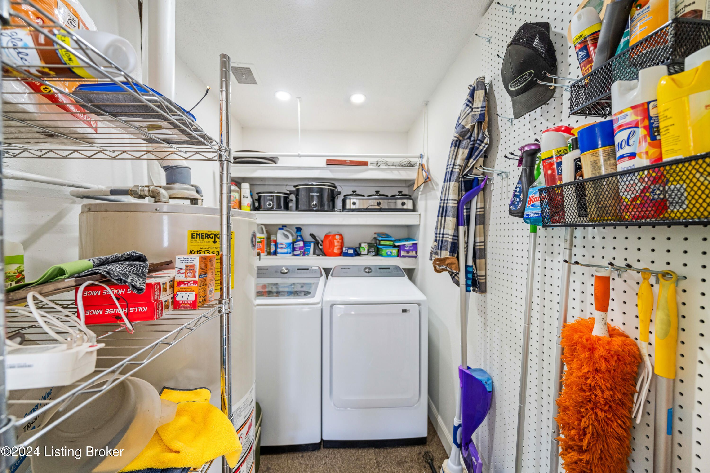 7012 Nathan Hale Way