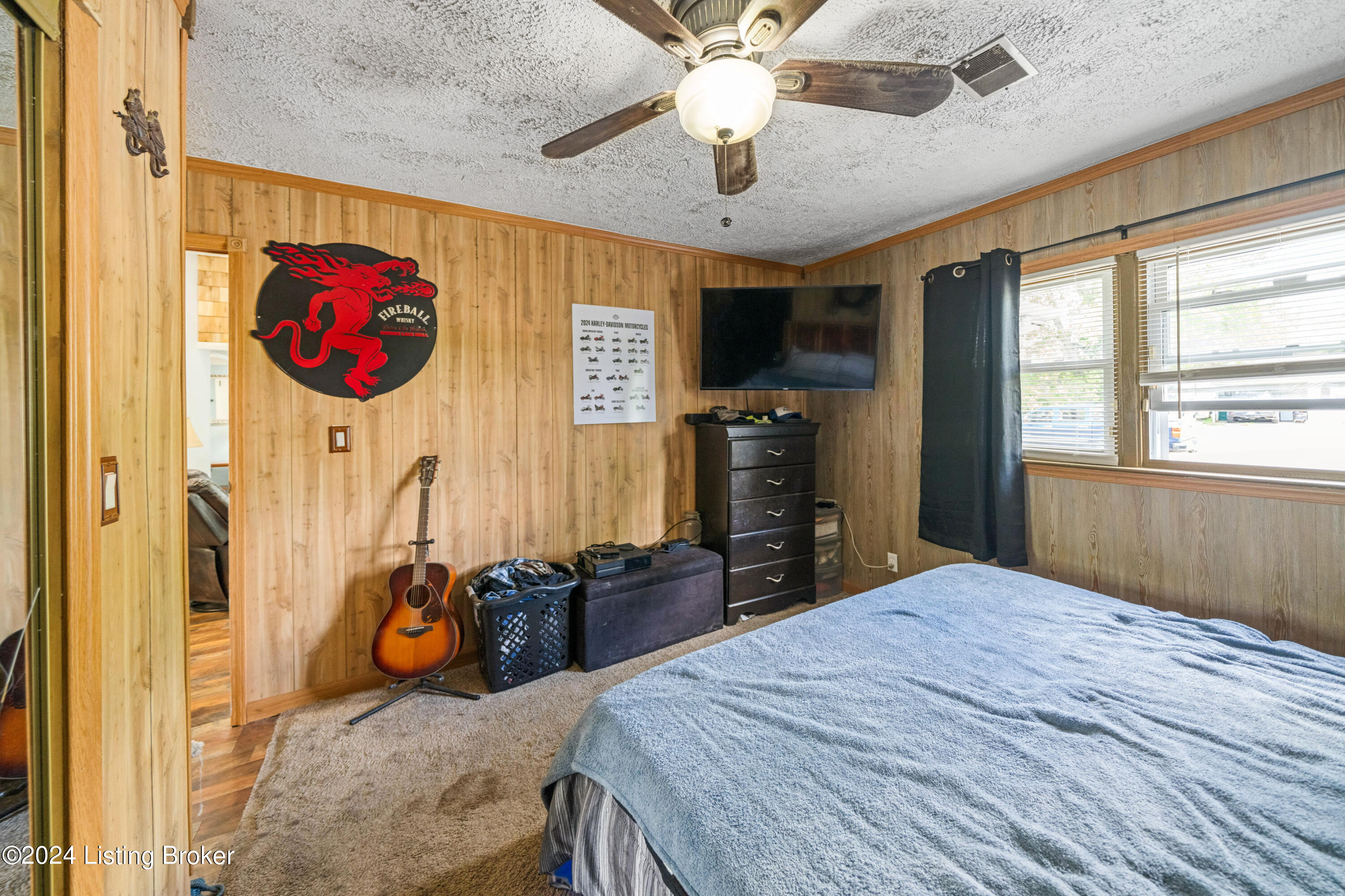 7012 Nathan Hale Way