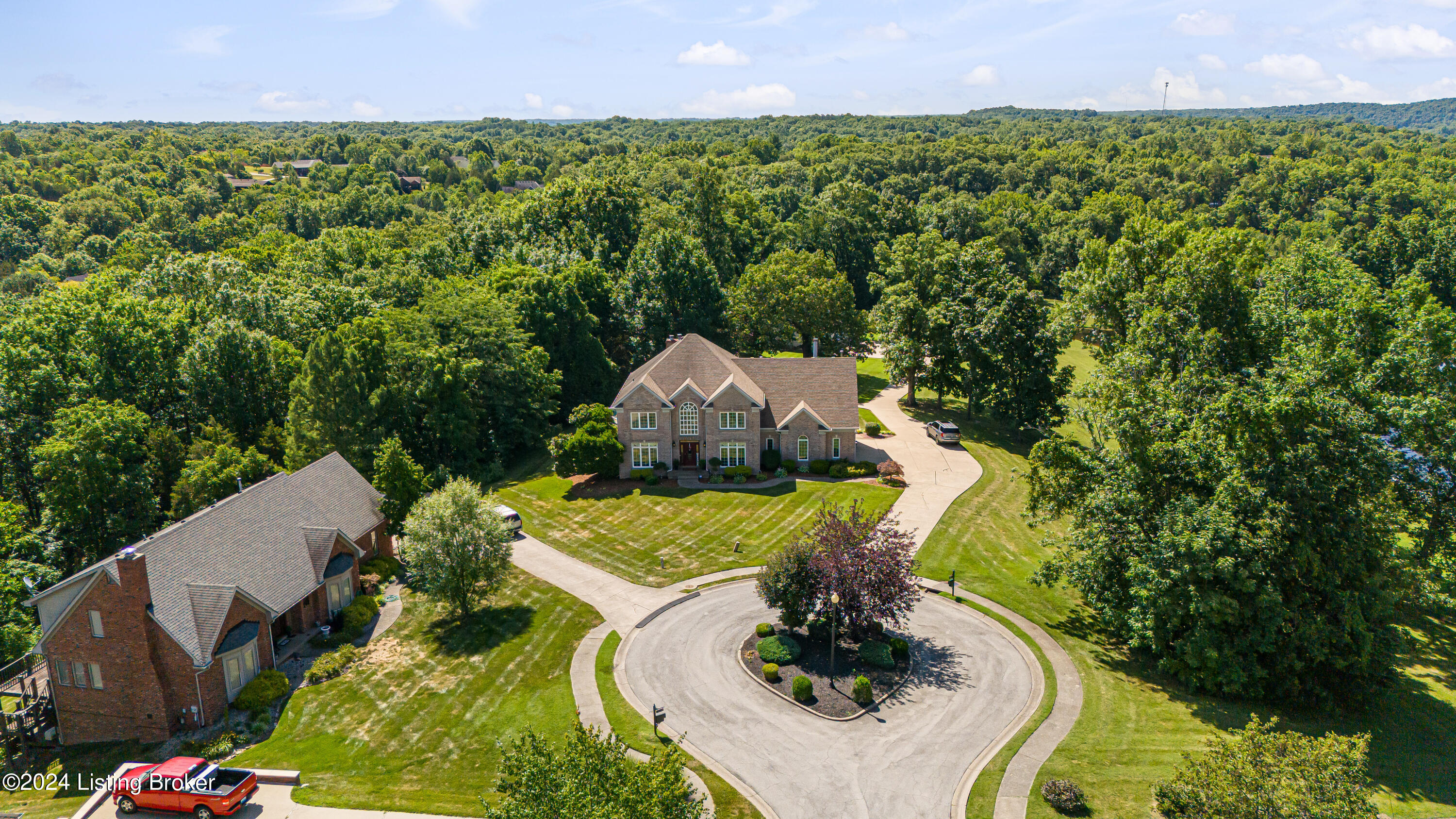 916 Twelve Oaks Dr