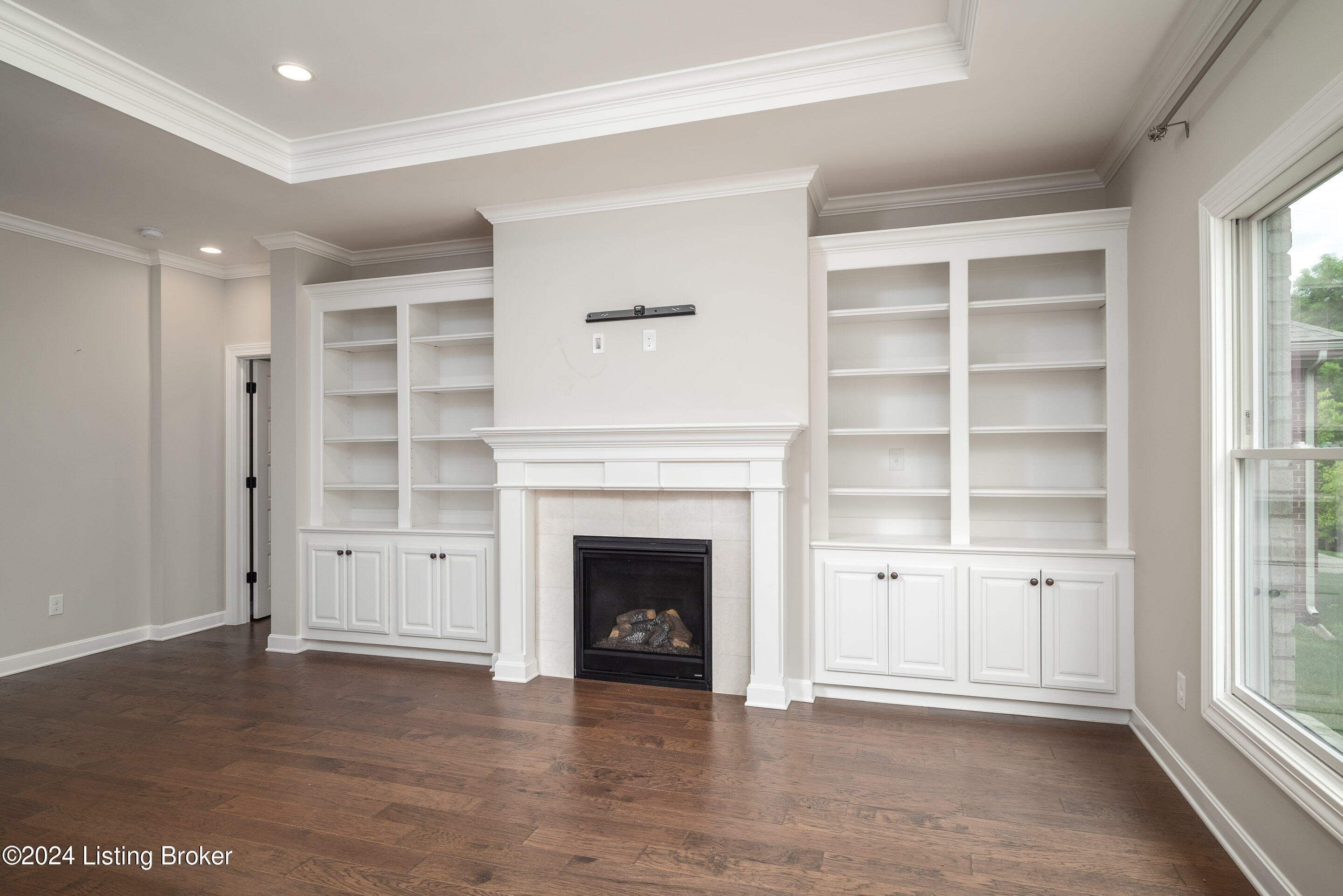 9344 Cross Meadows Cir