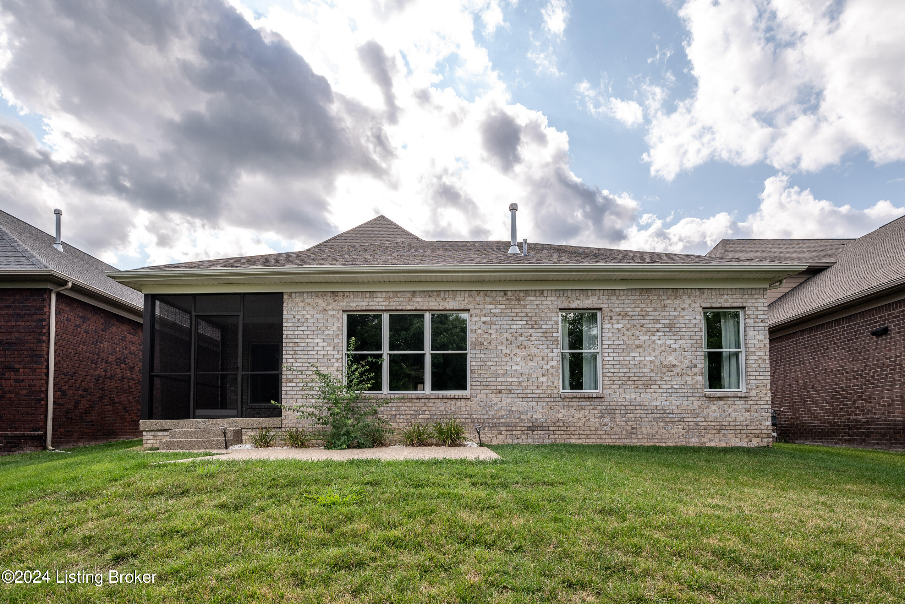 9344 Cross Meadows Cir