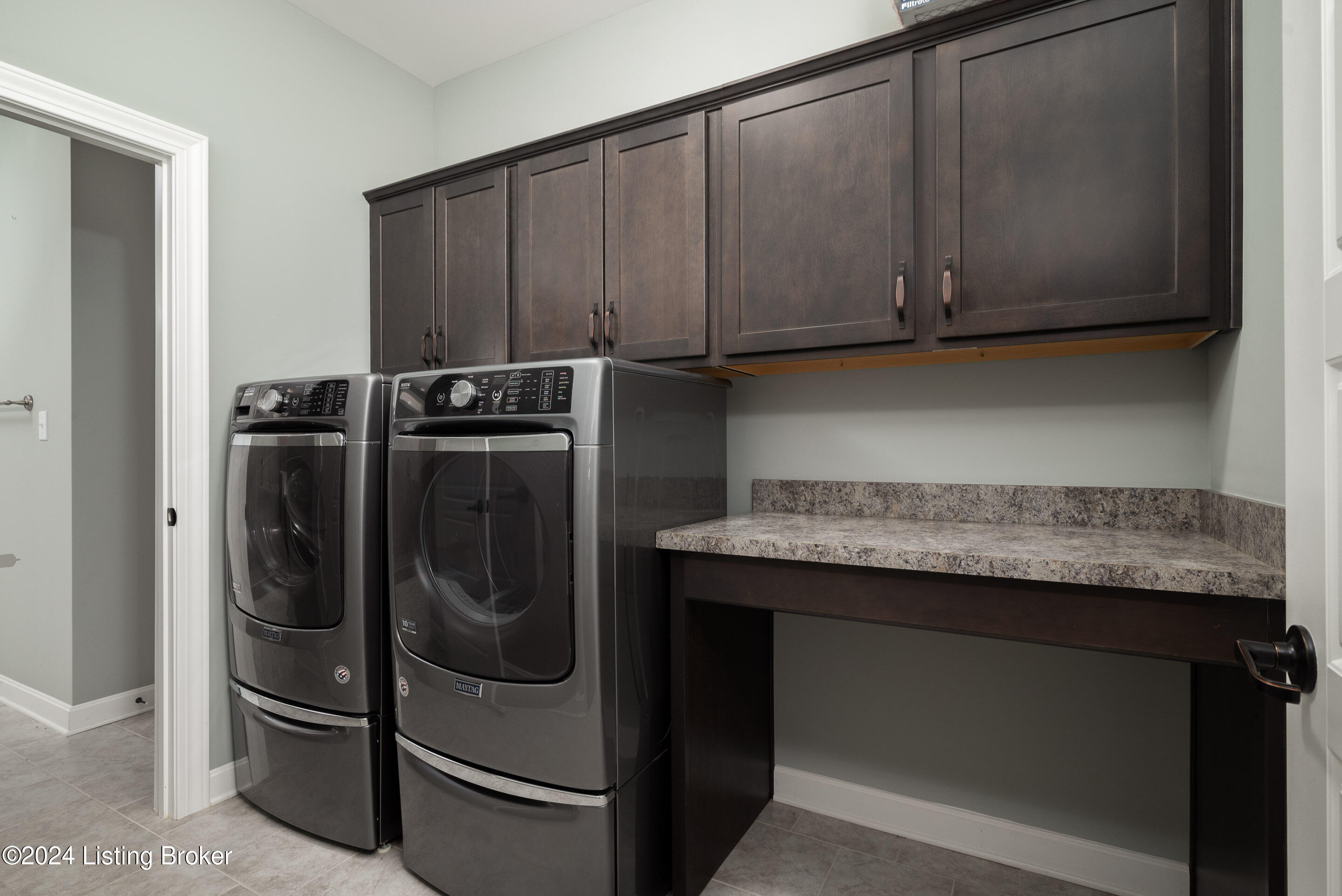 9344 Cross Meadows Cir