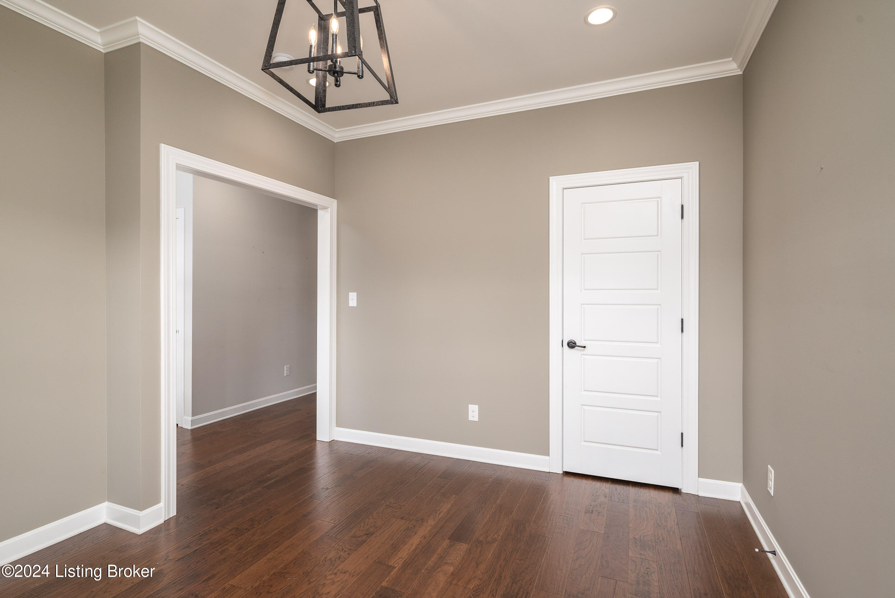 9344 Cross Meadows Cir