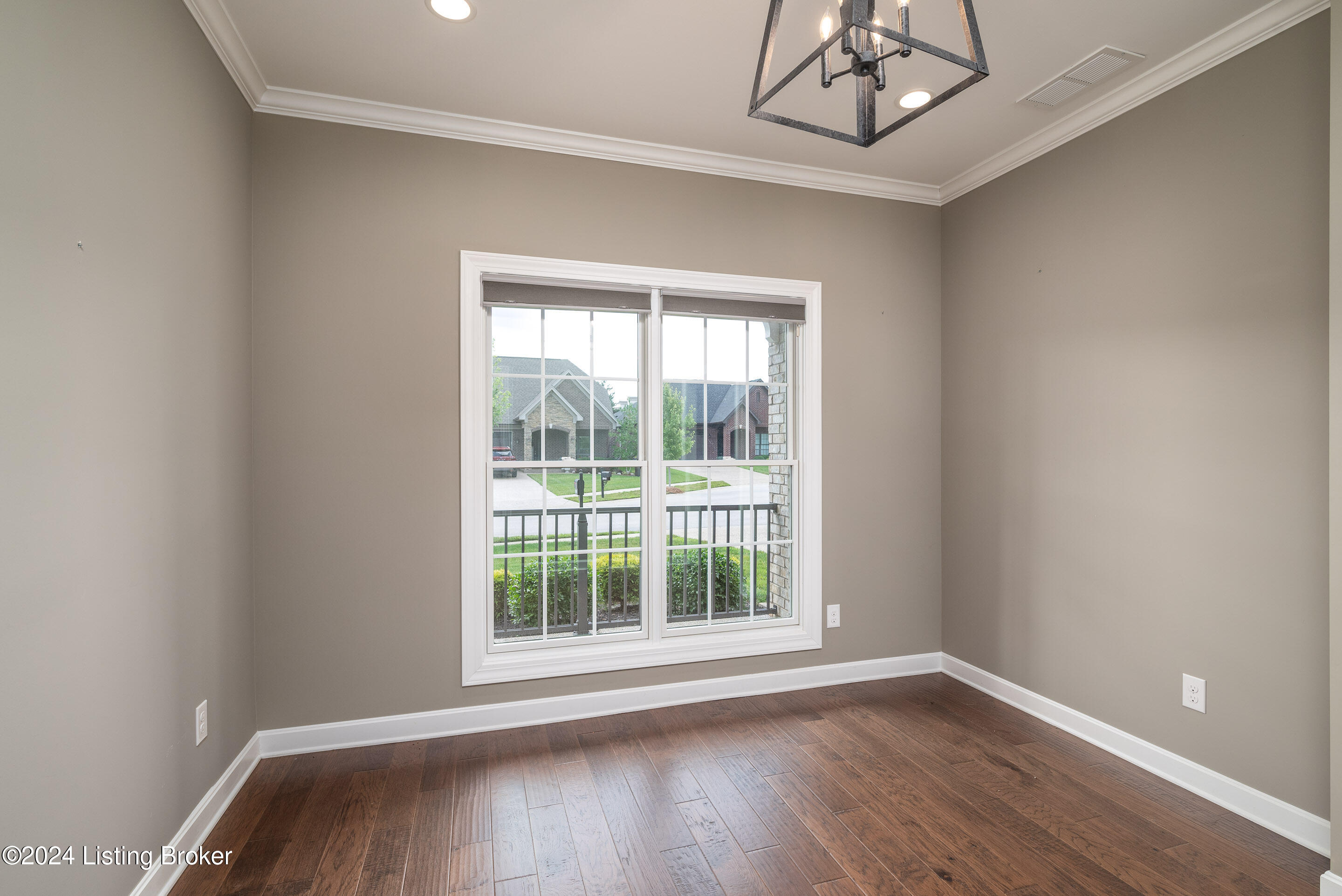 9344 Cross Meadows Cir