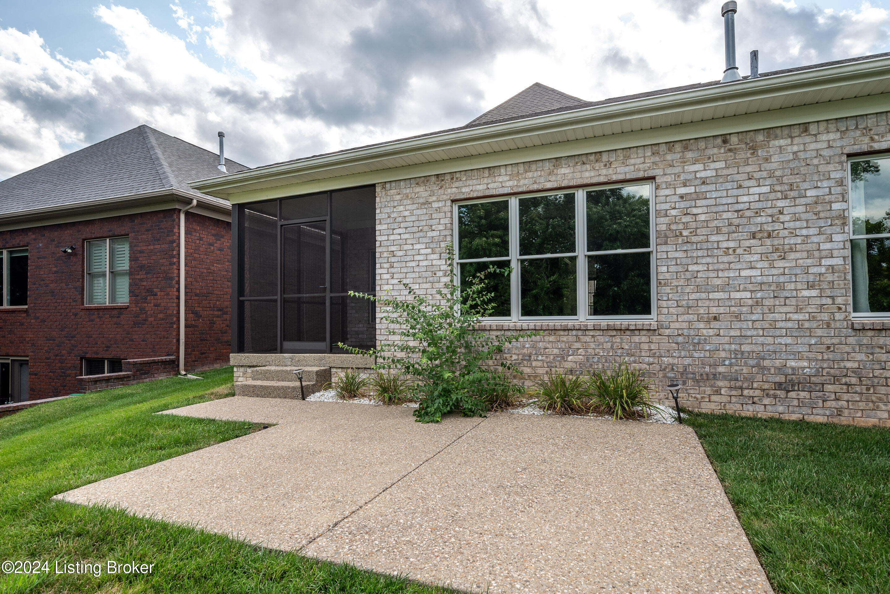 9344 Cross Meadows Cir