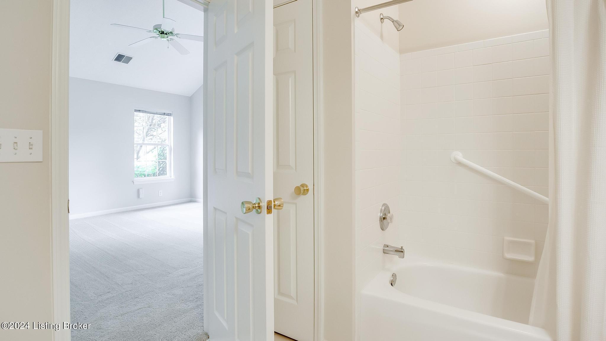 8134 St Andrews Village Dr