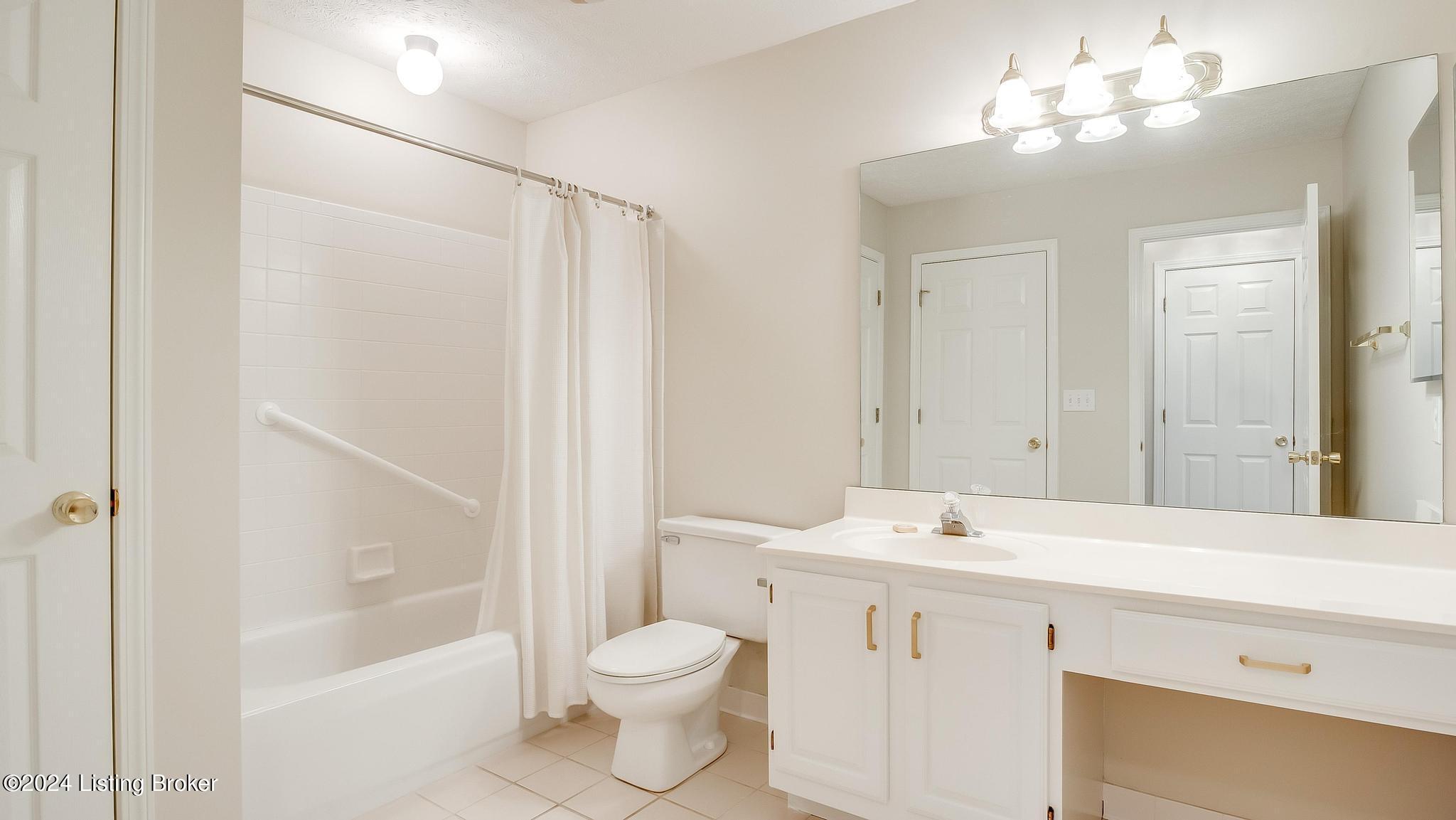 8134 St Andrews Village Dr