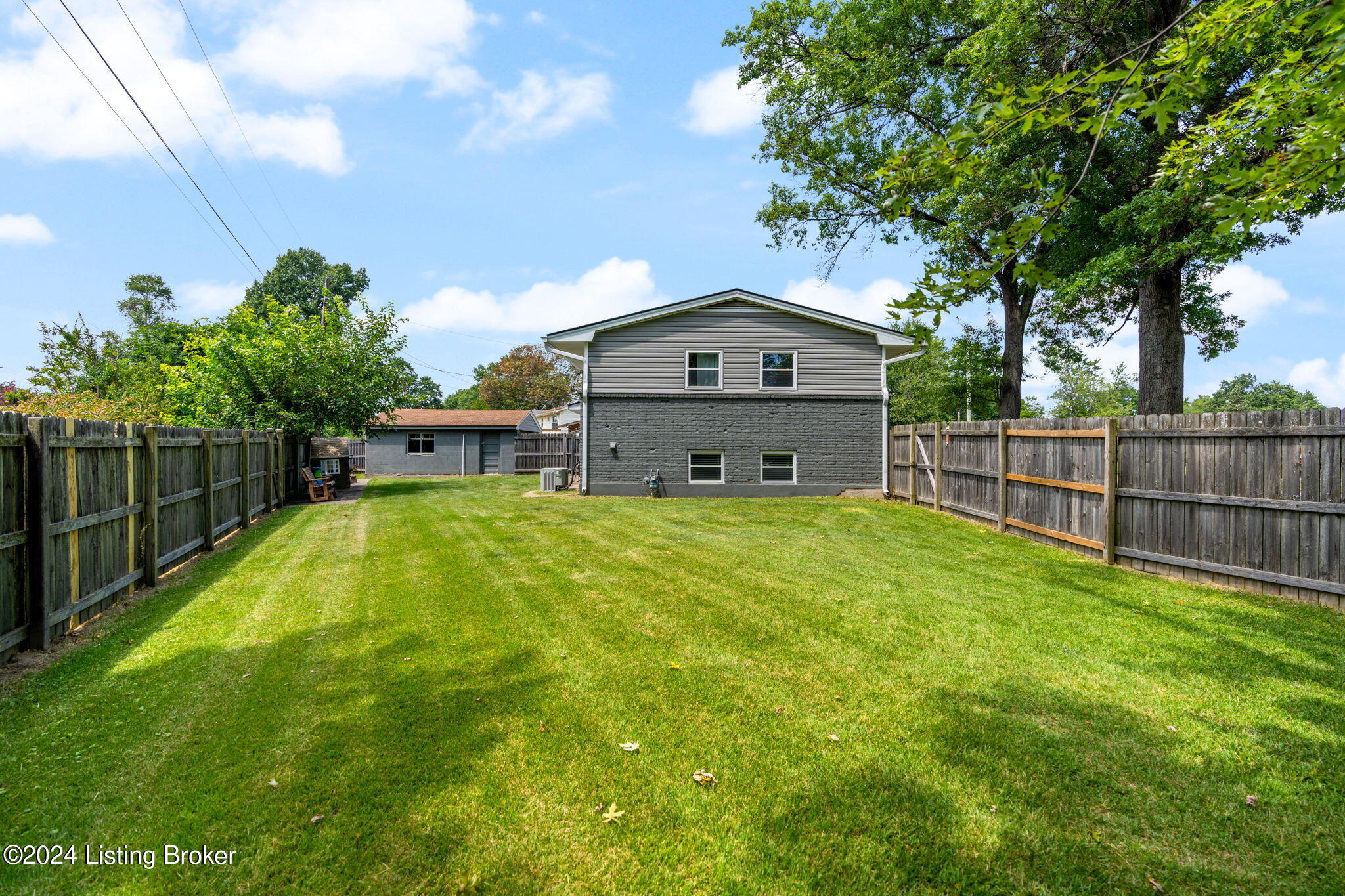 9514 Garden Dr