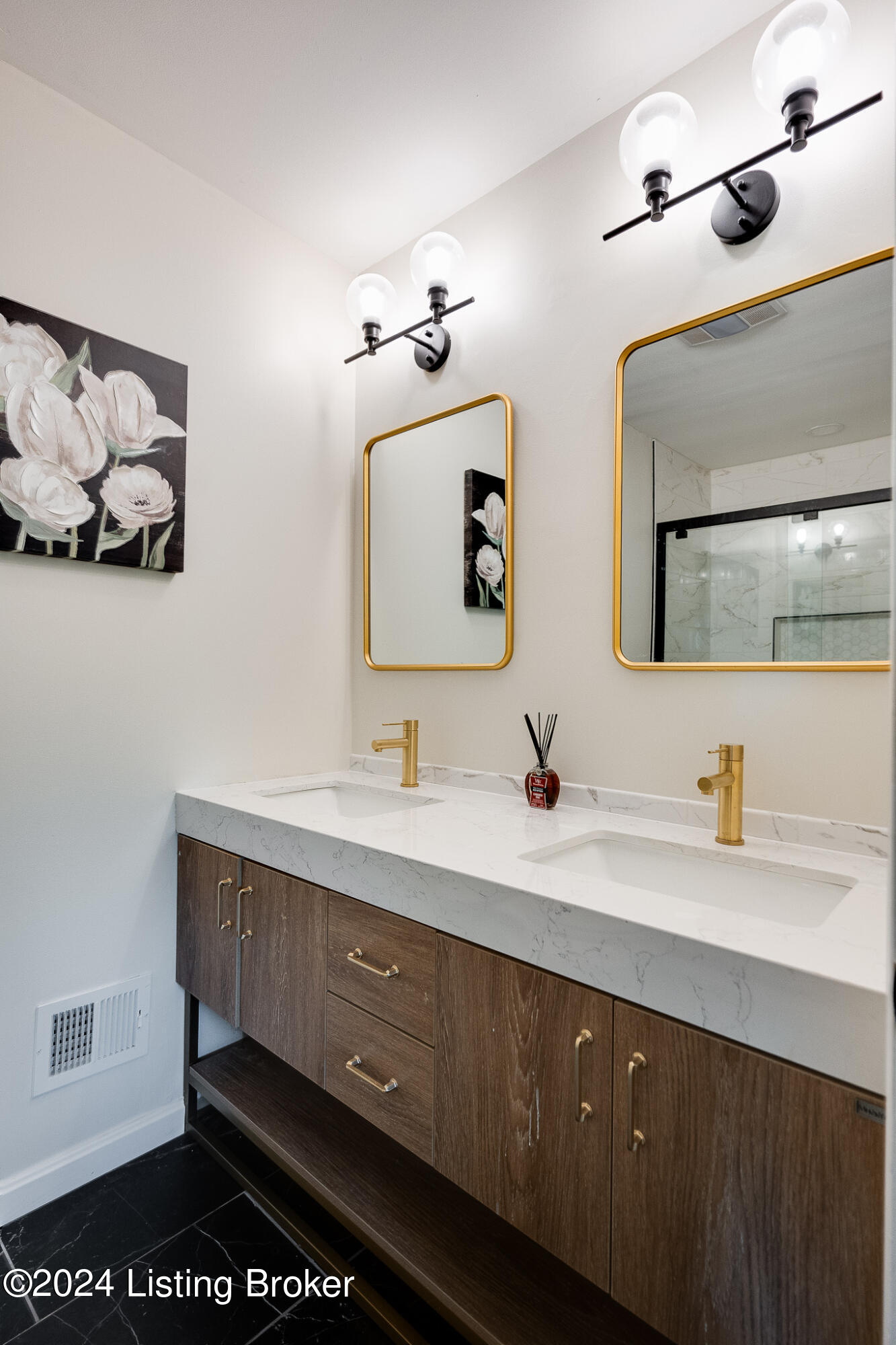 7924 Barbour Manor Dr