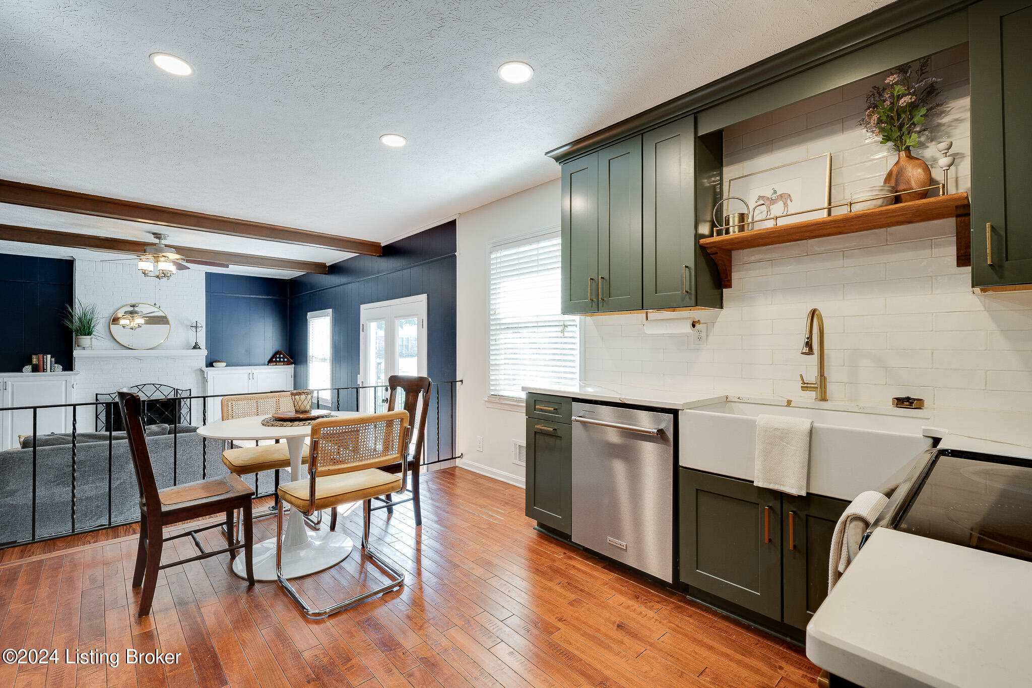 7924 Barbour Manor Dr