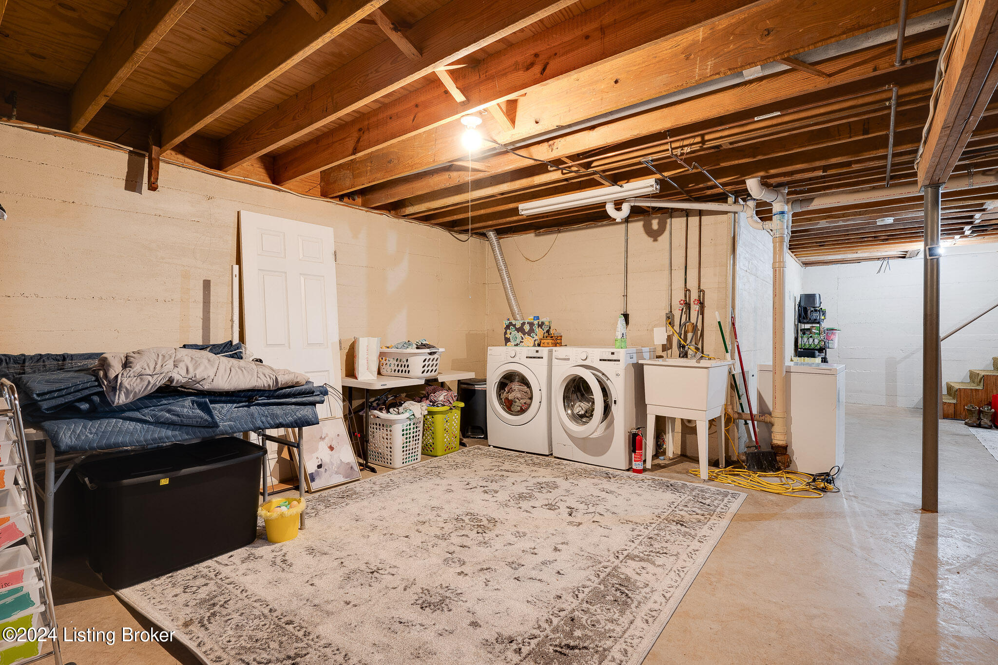 7924 Barbour Manor Dr