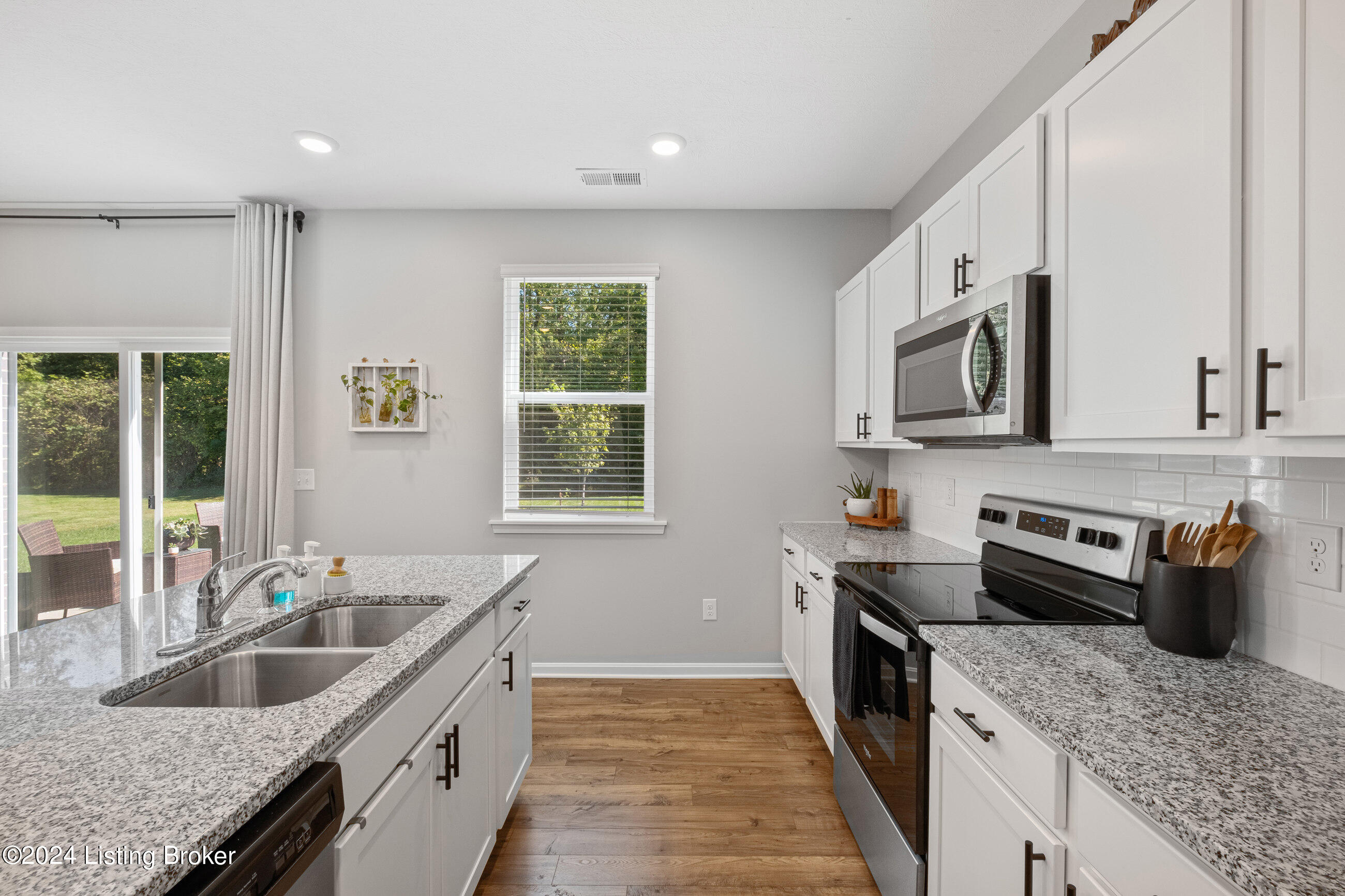 6907 Train Station Way