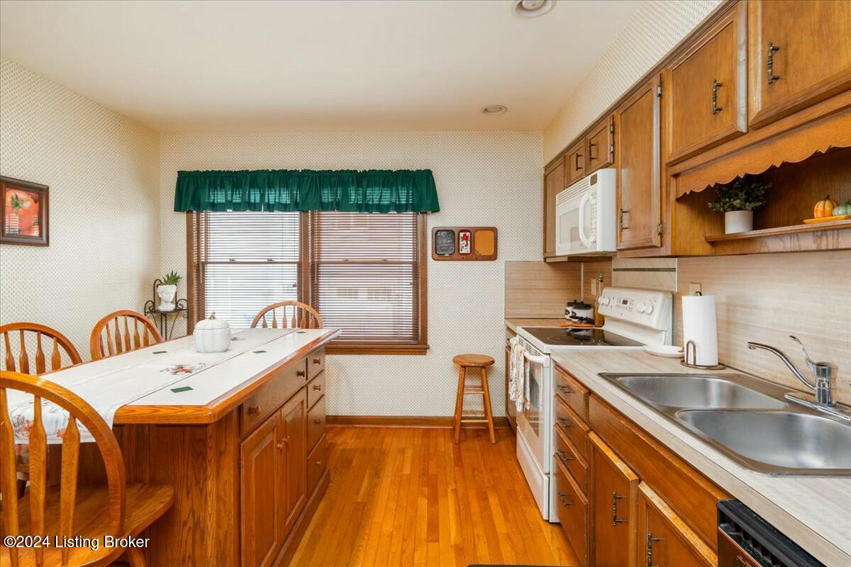 104 Towne Creek Ct