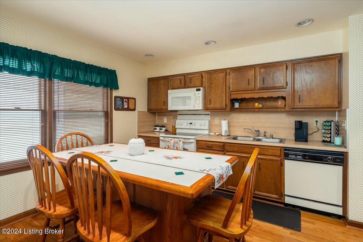 104 Towne Creek Ct