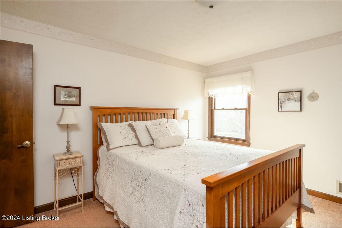 104 Towne Creek Ct