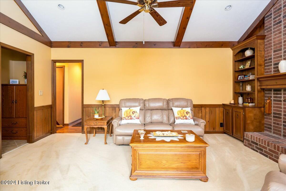 104 Towne Creek Ct