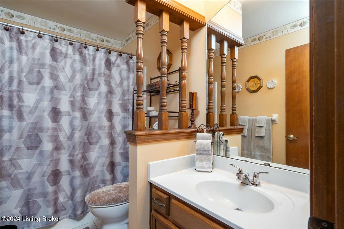 104 Towne Creek Ct
