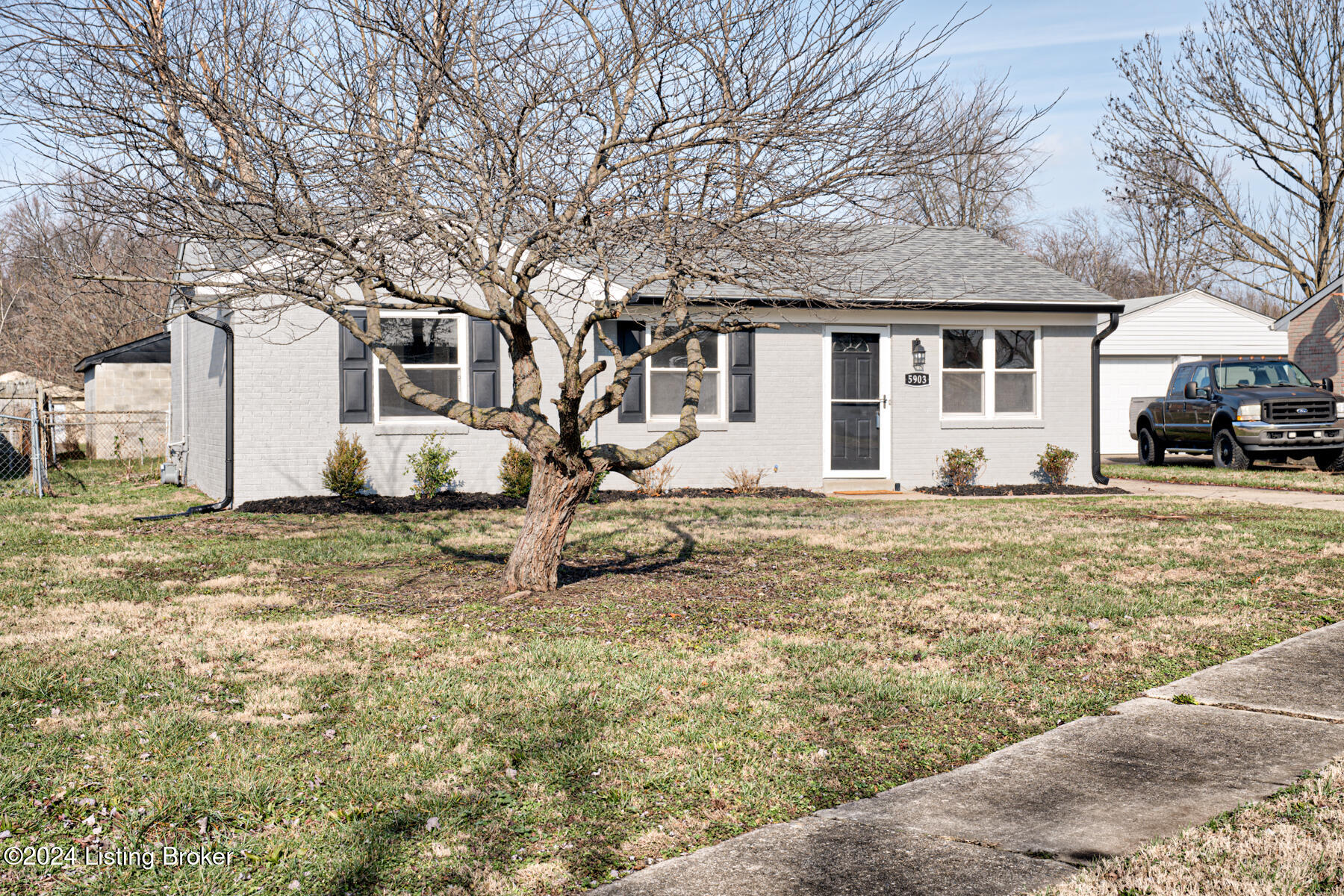5903 Edgetree Ct