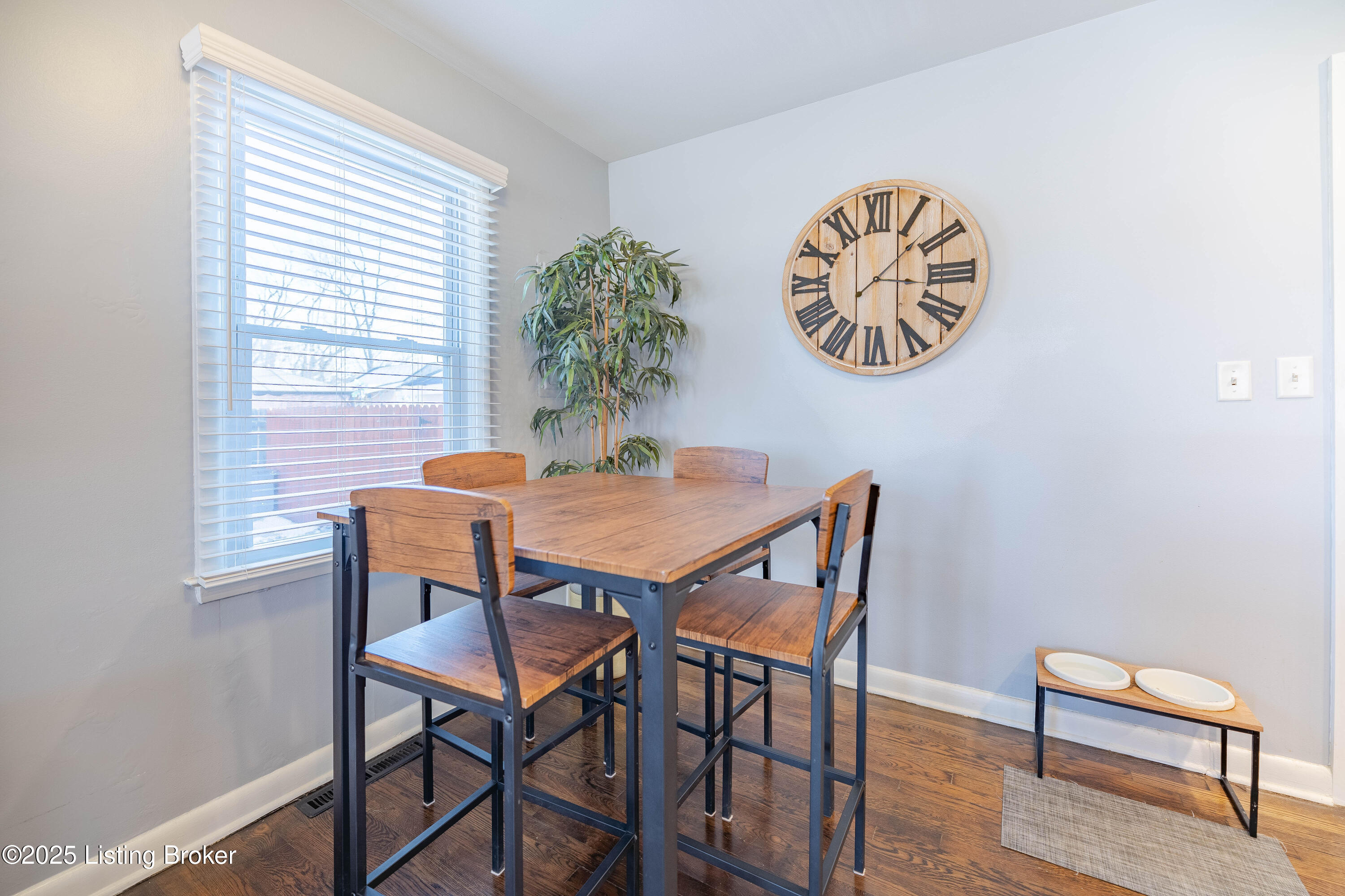 1302 Gallant Fox Run Rd