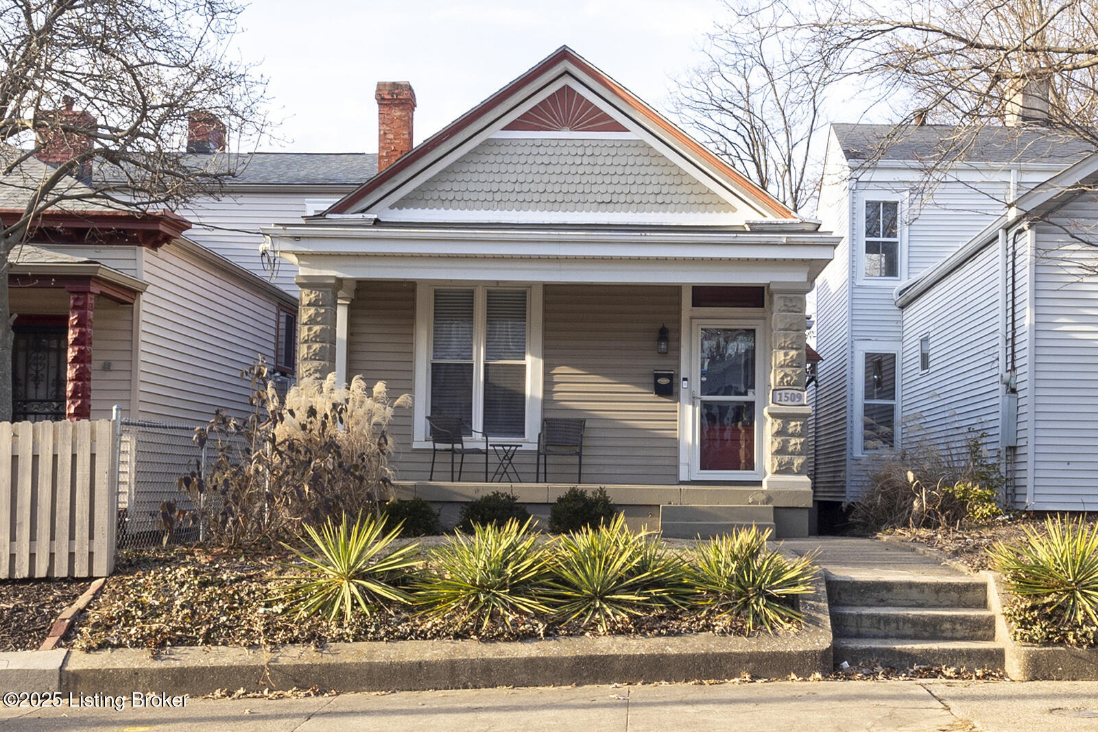 1509 Rufer Ave