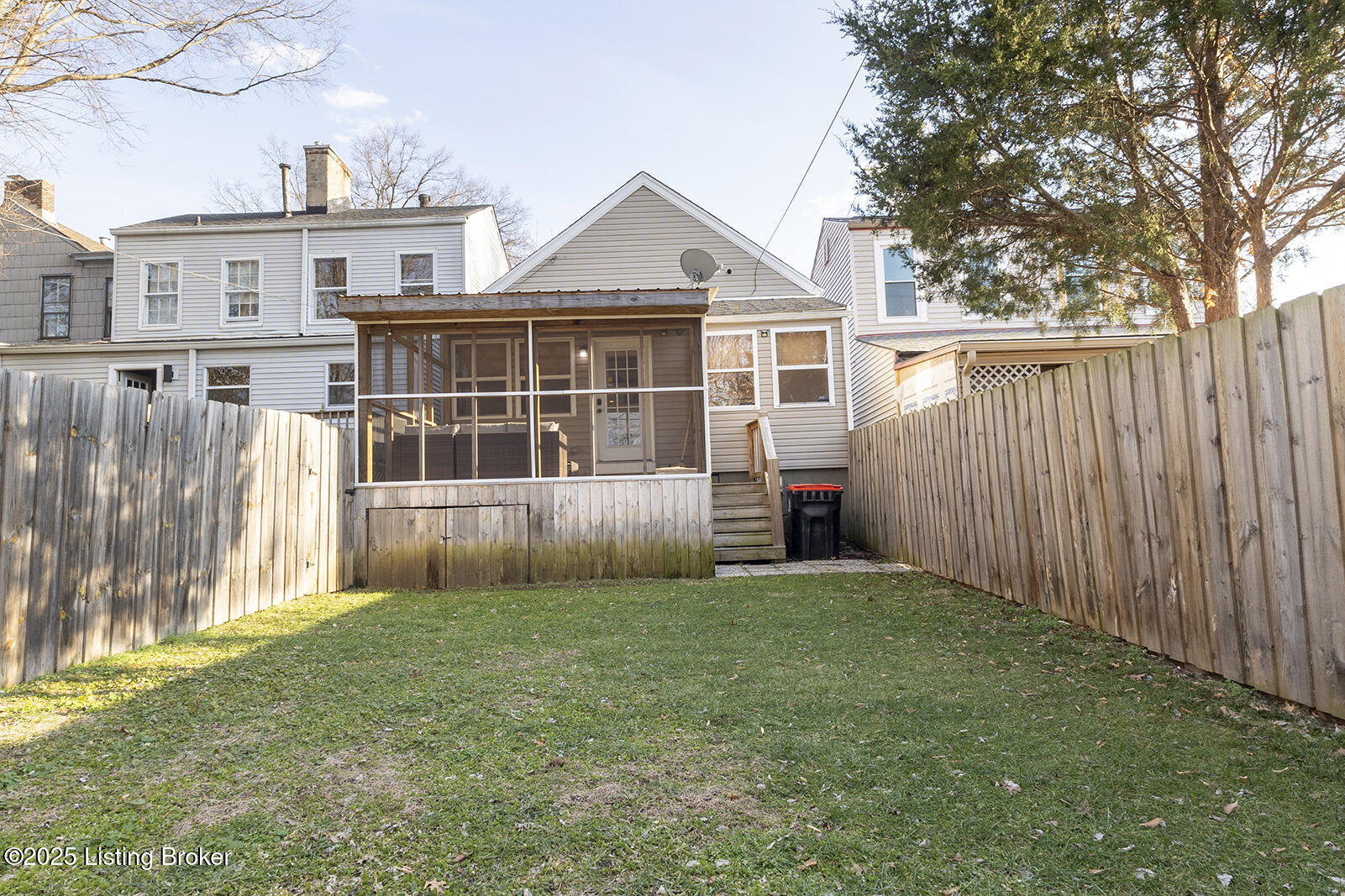 1509 Rufer Ave