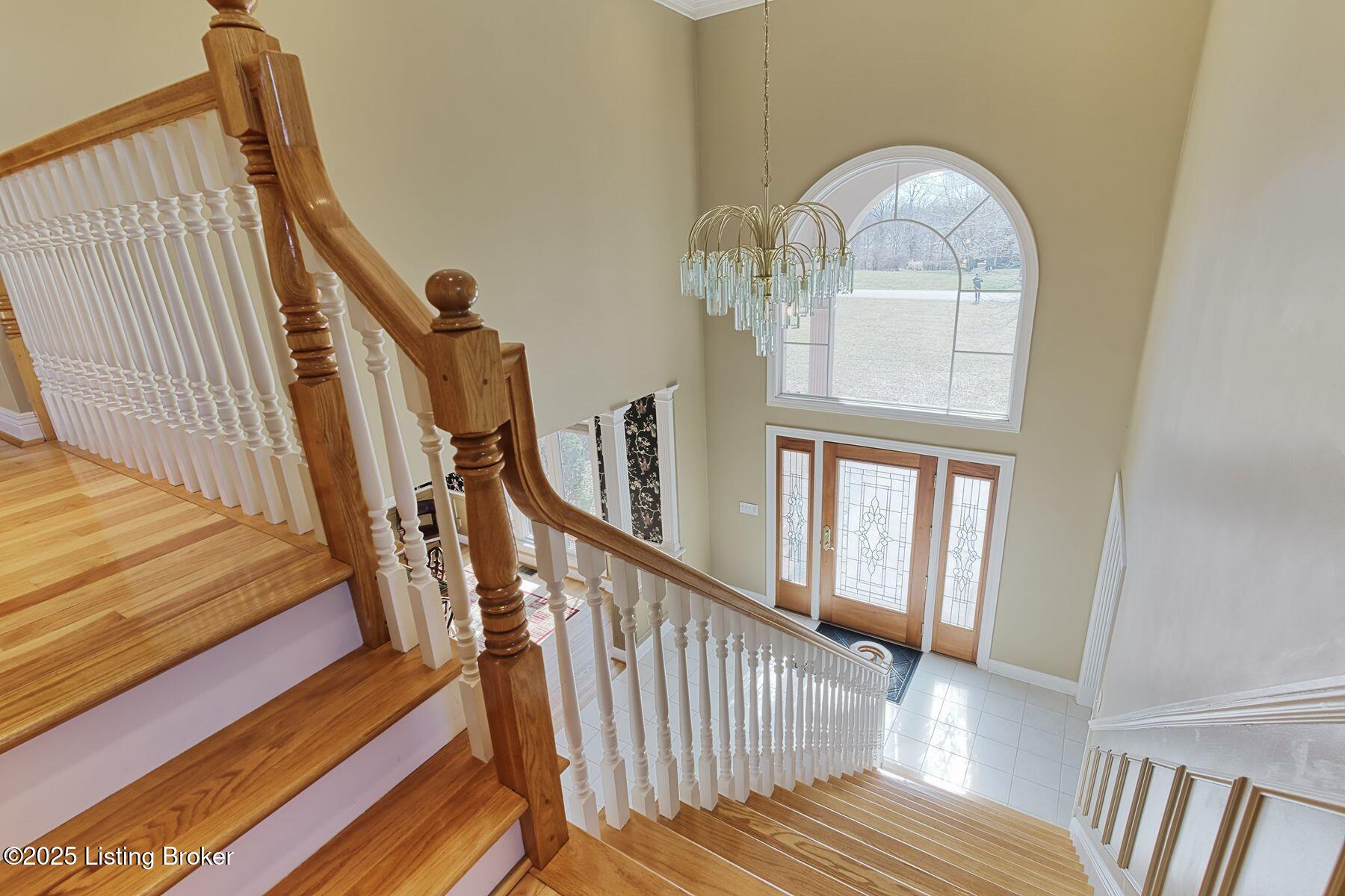 1016 Majestic Oaks Way