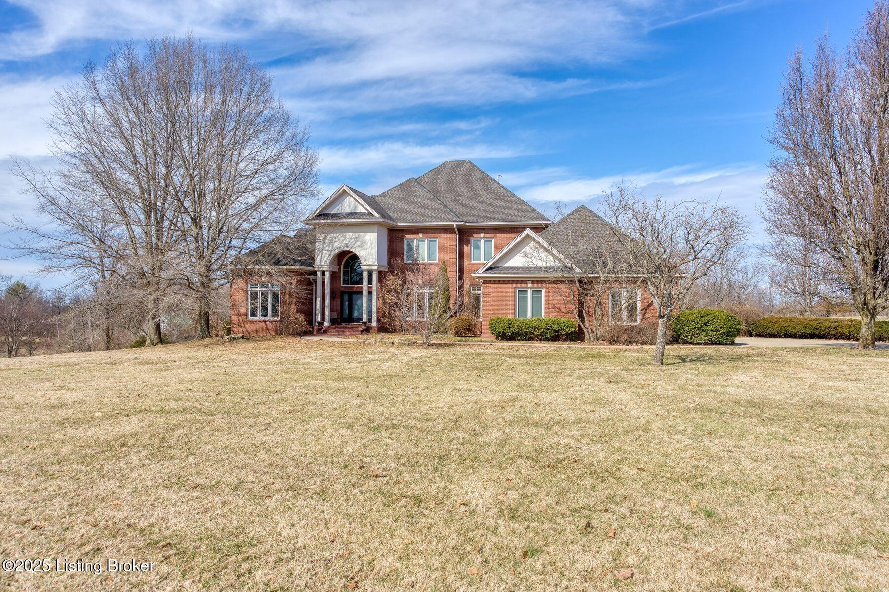 1016 Majestic Oaks Way