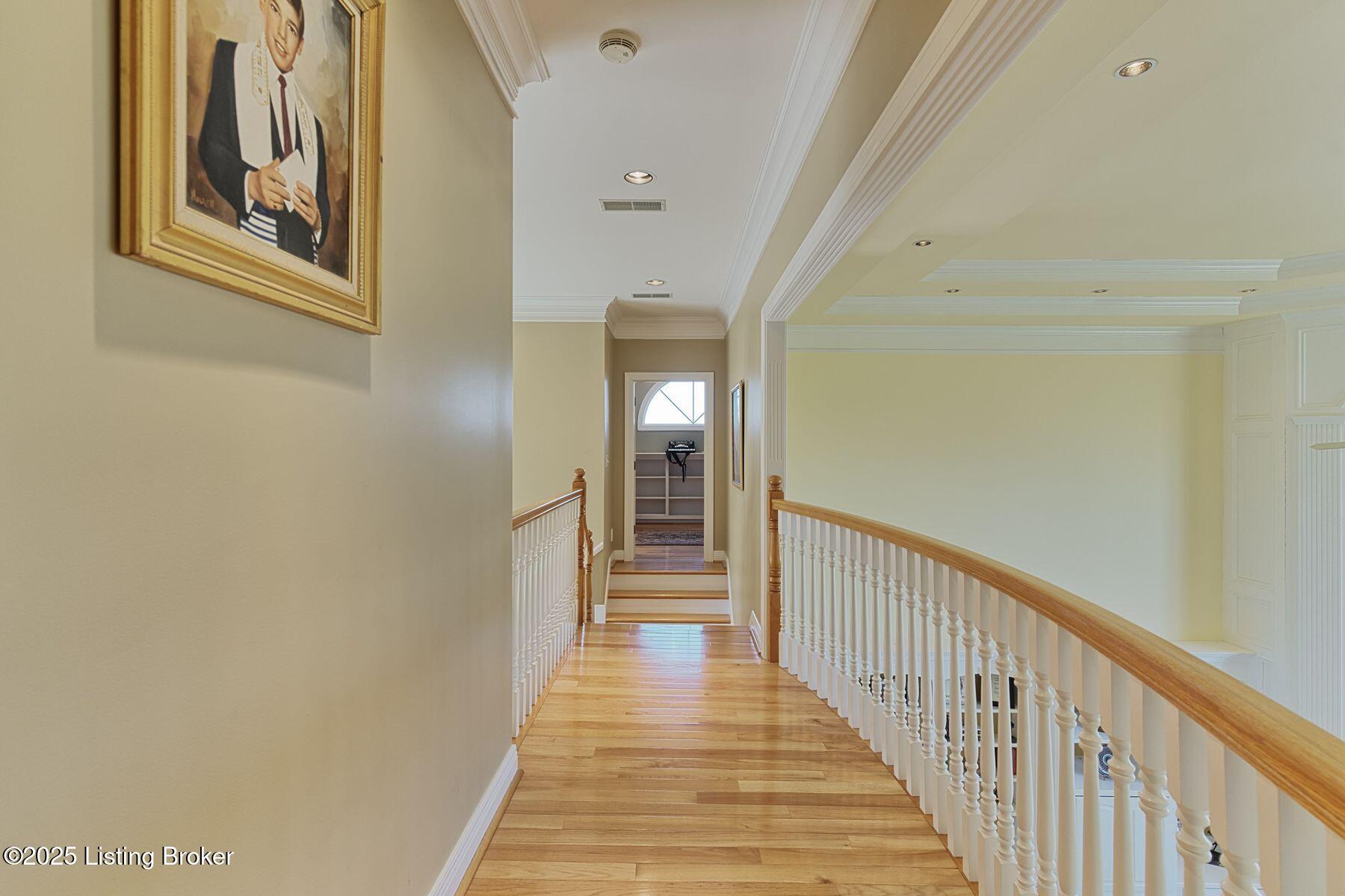 1016 Majestic Oaks Way