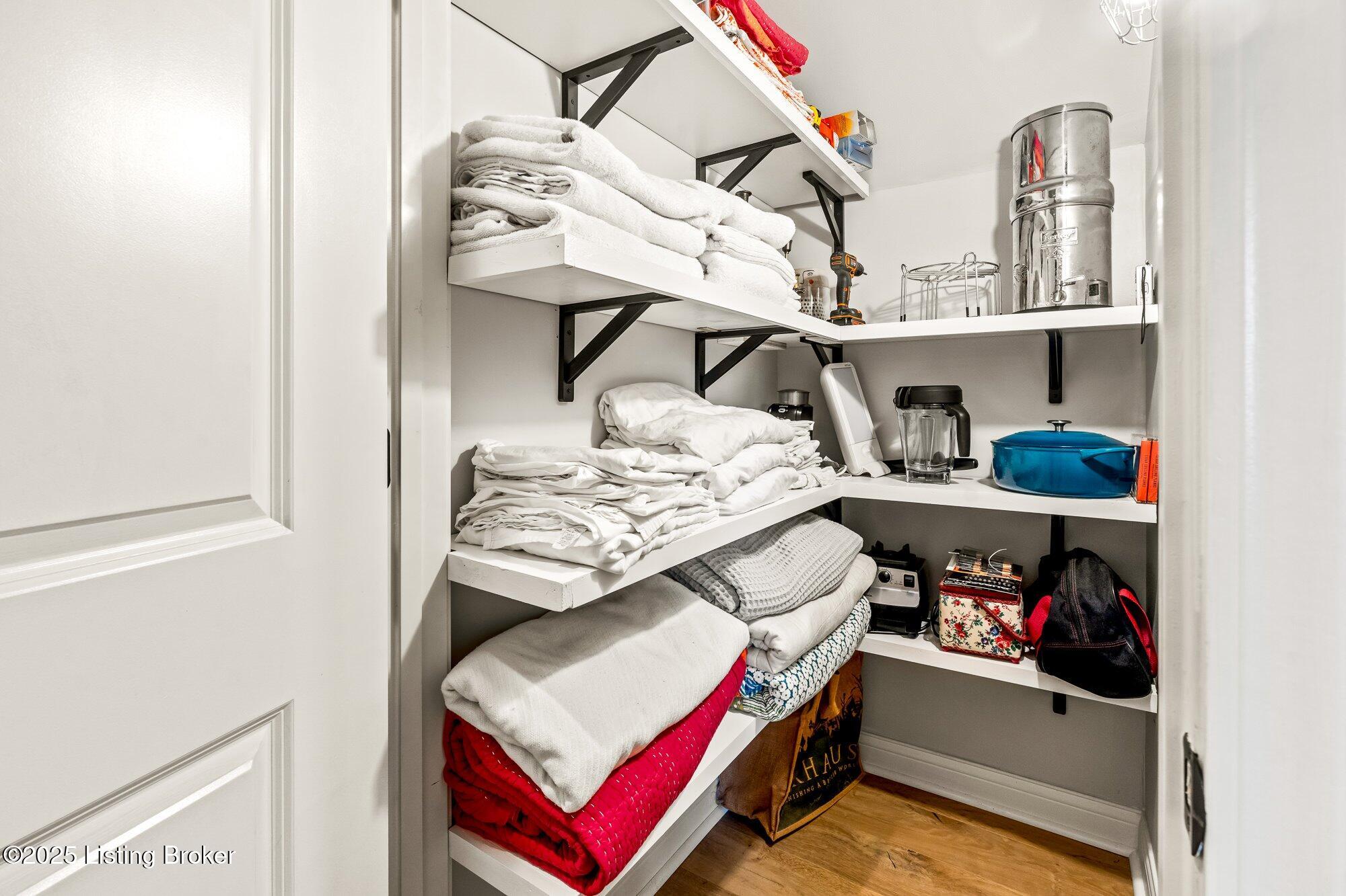 2824 Hamilton Springs Dr