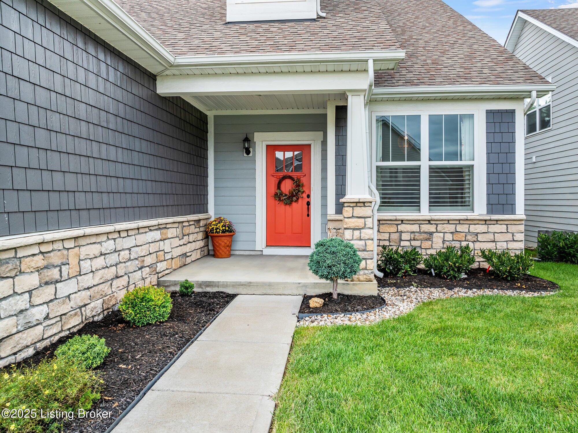 2824 Hamilton Springs Dr