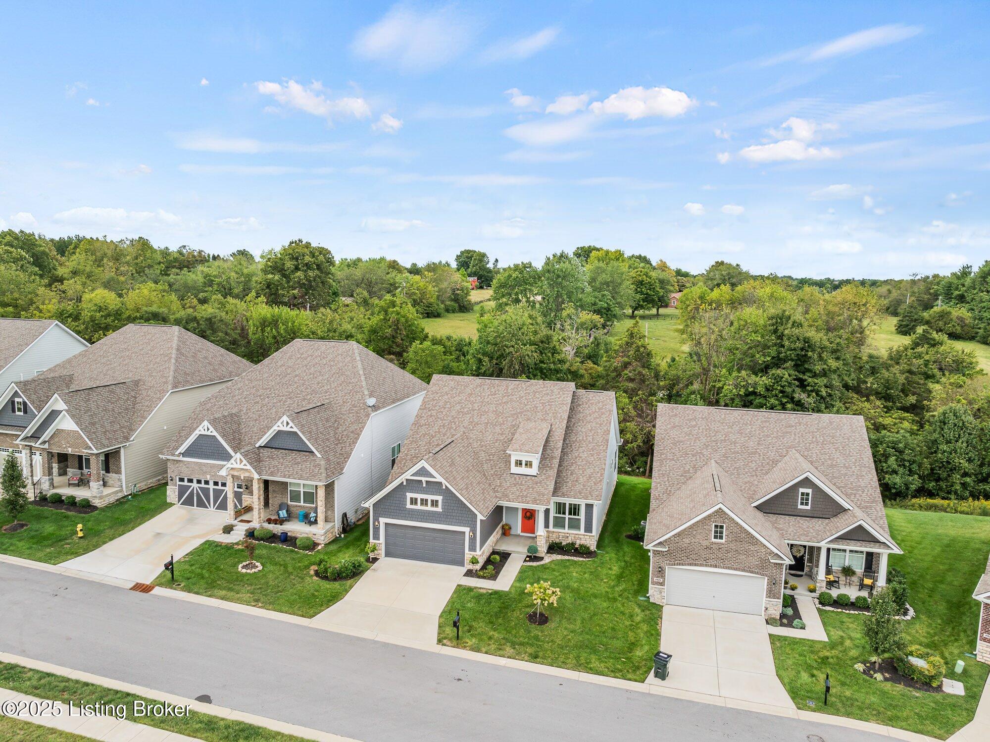 2824 Hamilton Springs Dr