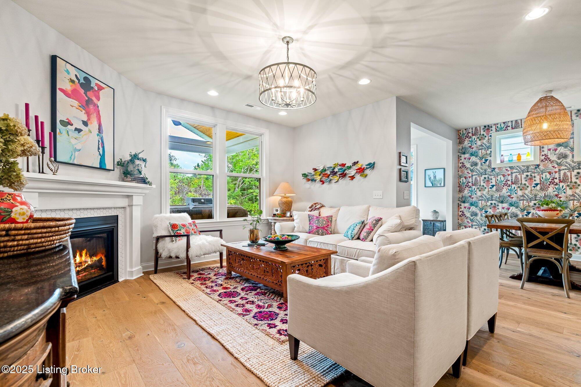 2824 Hamilton Springs Dr